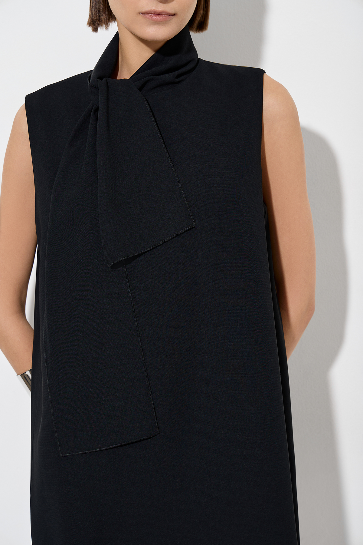 Платье с воротником-шарфом VASSA&Co, пол женский, цвет черный, фото №3