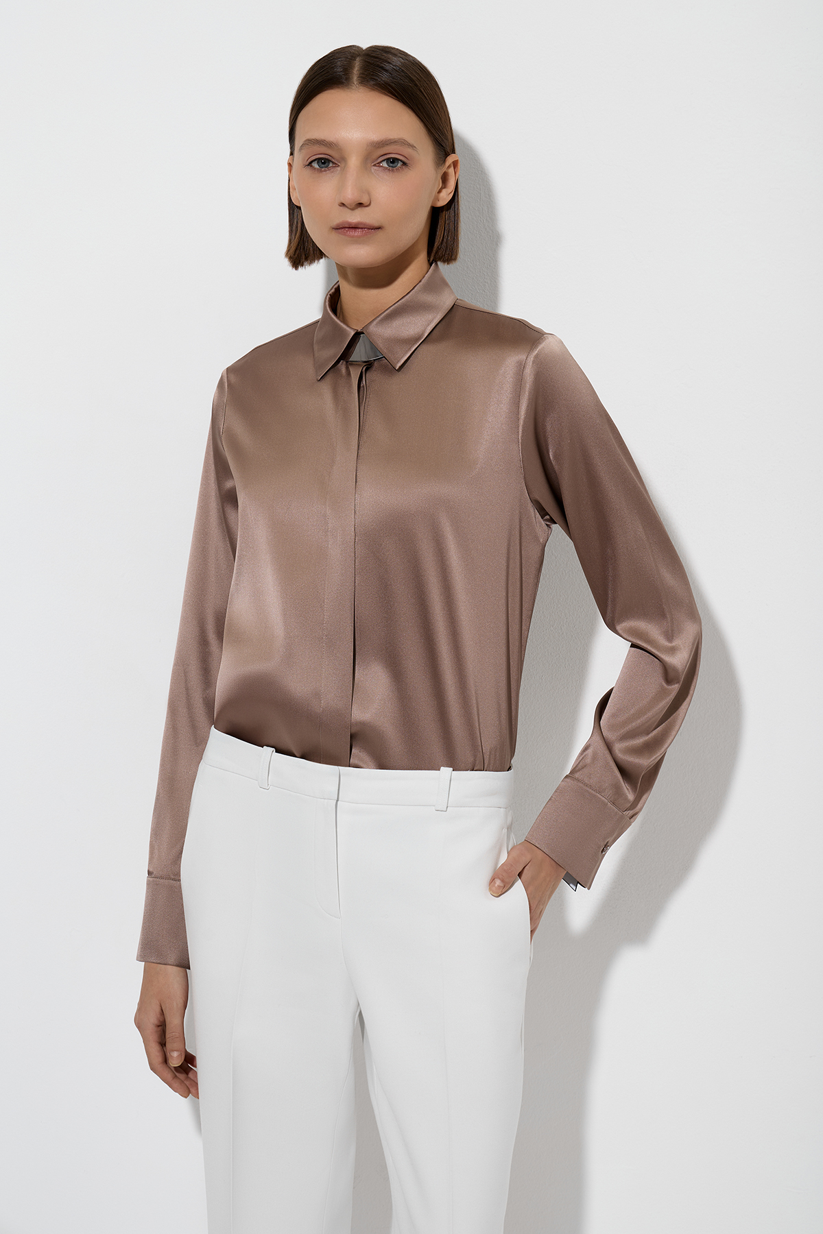 Blouse VASSA&Co, пол female, цвет Brown