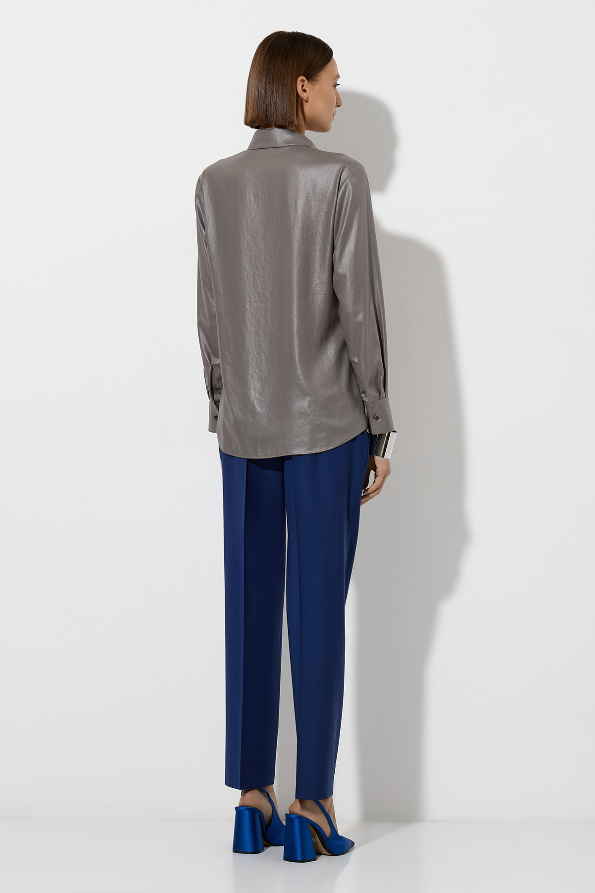 Blouse VASSA&Co, пол female, цвет brown