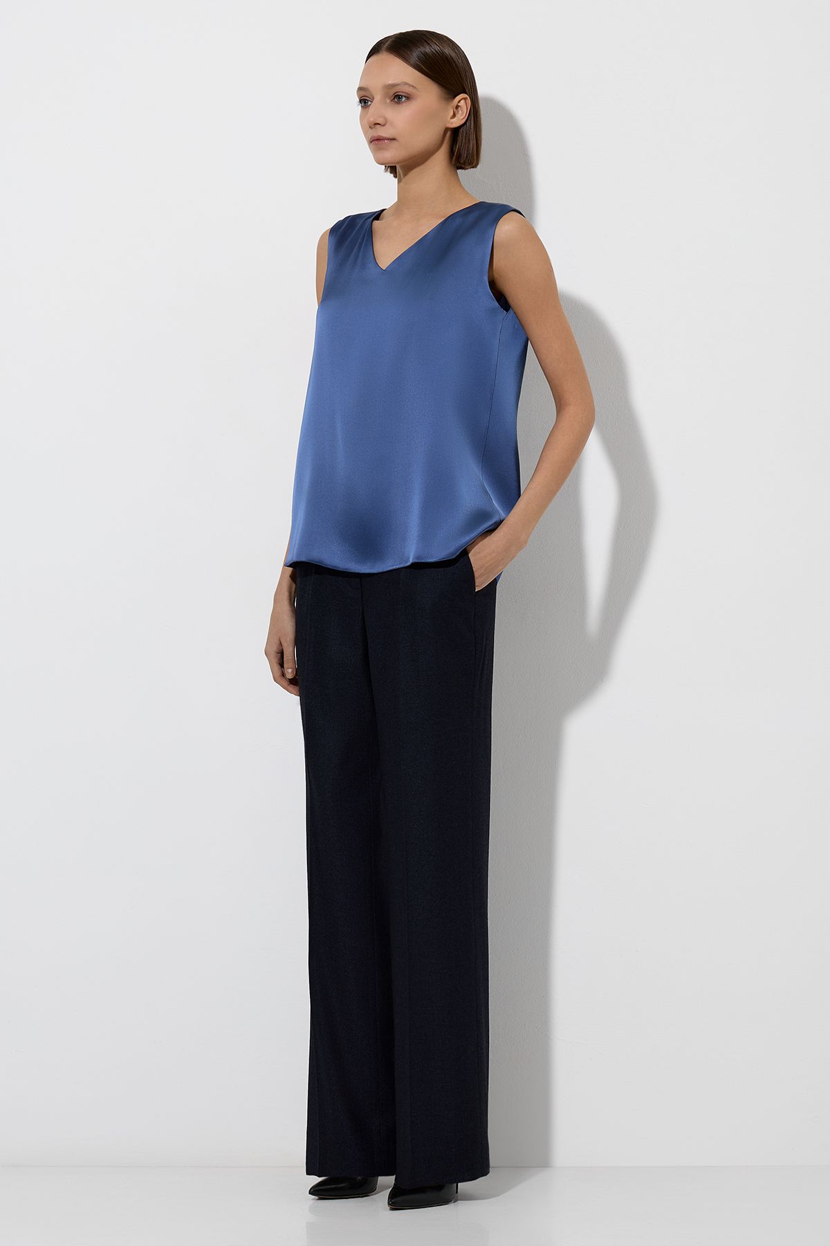 Блузка VASSA&Co, пол женский, цвет синий