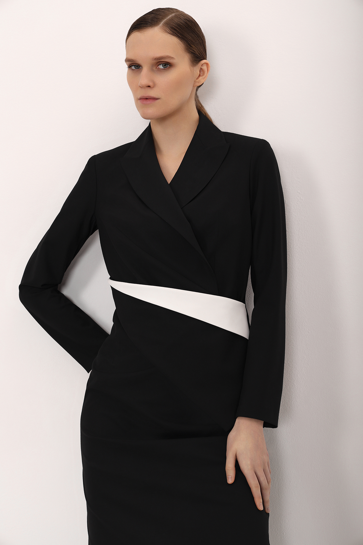 Платье-жакет VASSA&Co, пол женский, цвет черный