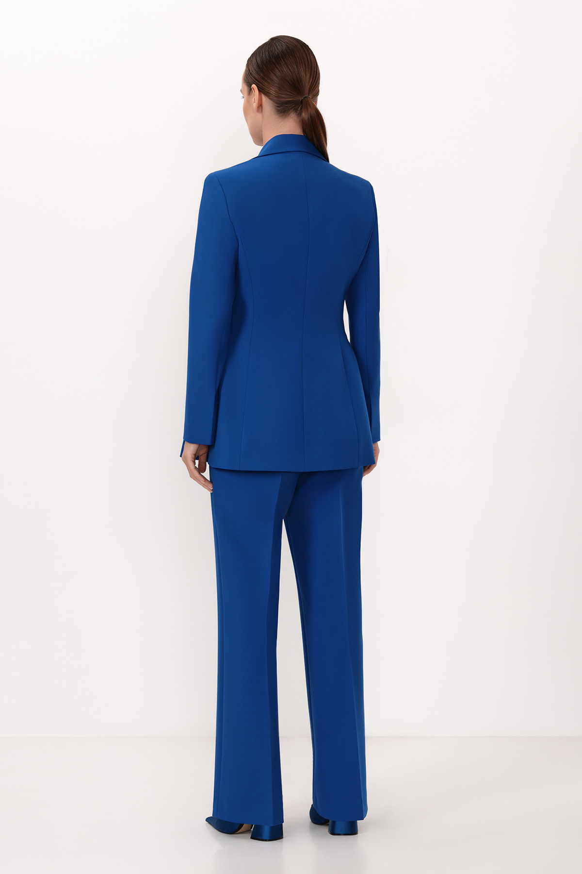 Trousers VASSA&Co, пол female, цвет синий