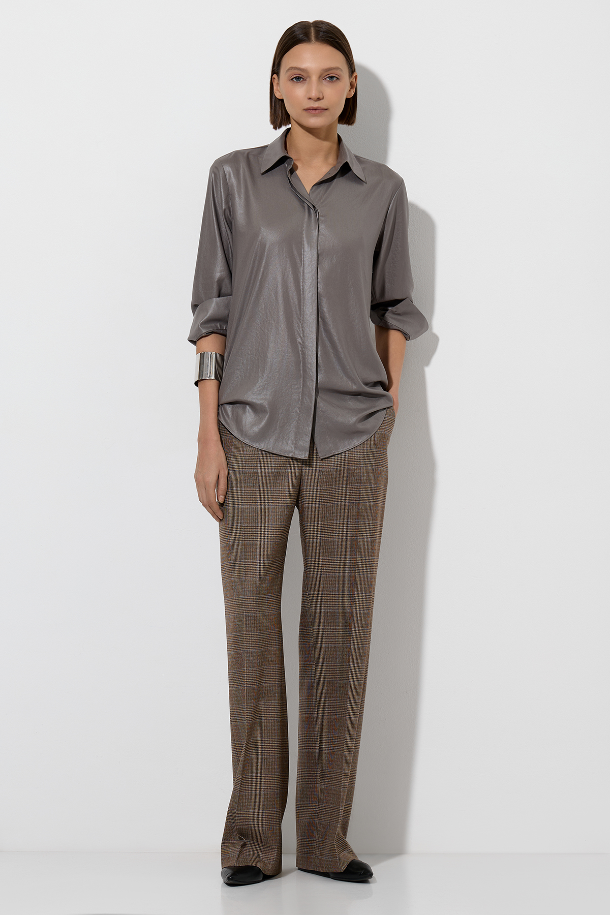 Trousers VASSA&Co, пол female, цвет brown, фото №9