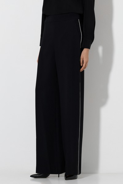 Trousers VASSA&Co, пол female, цвет black, фото №2