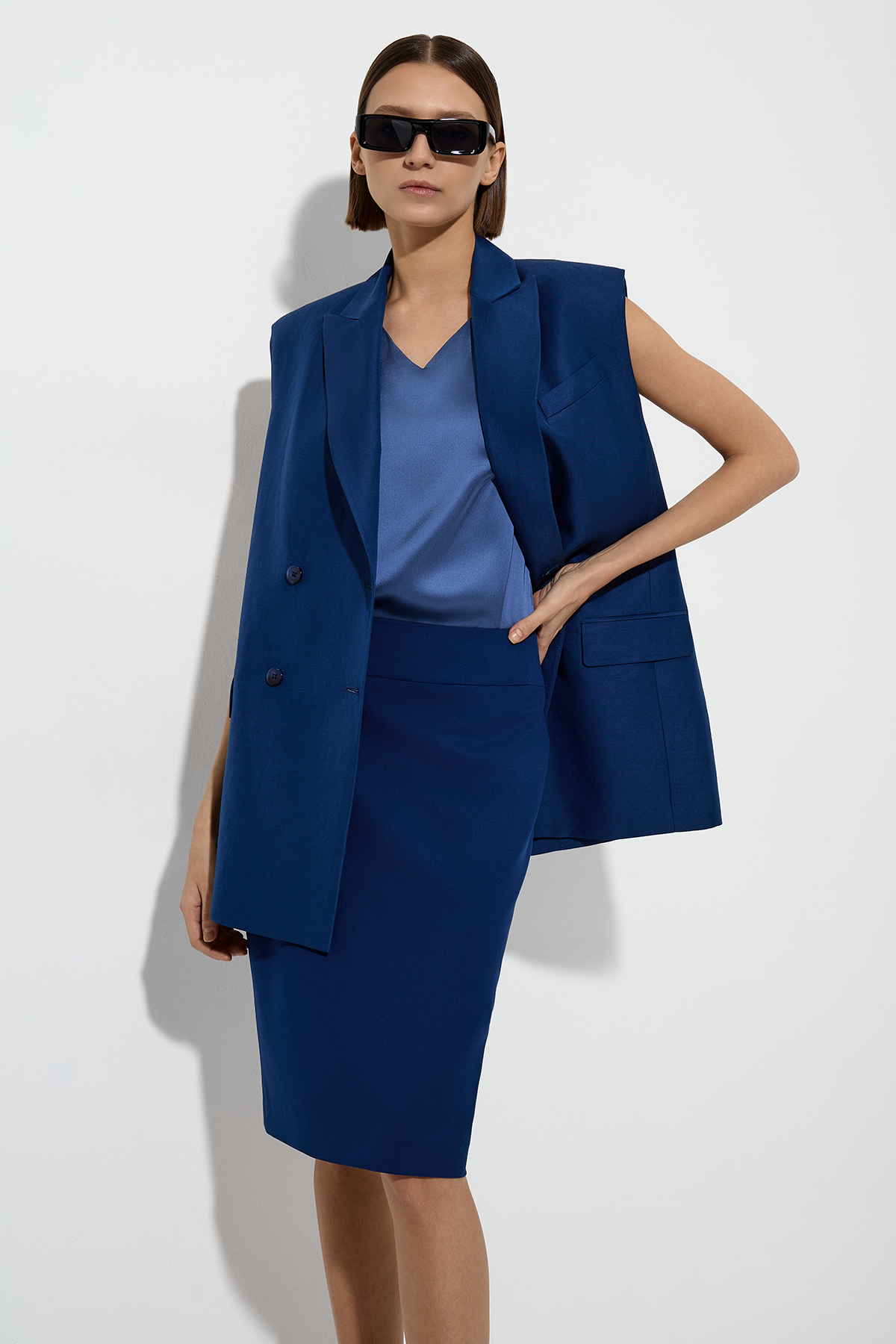 Блузка VASSA&Co, пол женский, цвет синий