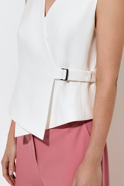 Жилет с асимметричным запахом VASSA&Co, пол женский, цвет белый, фото №6