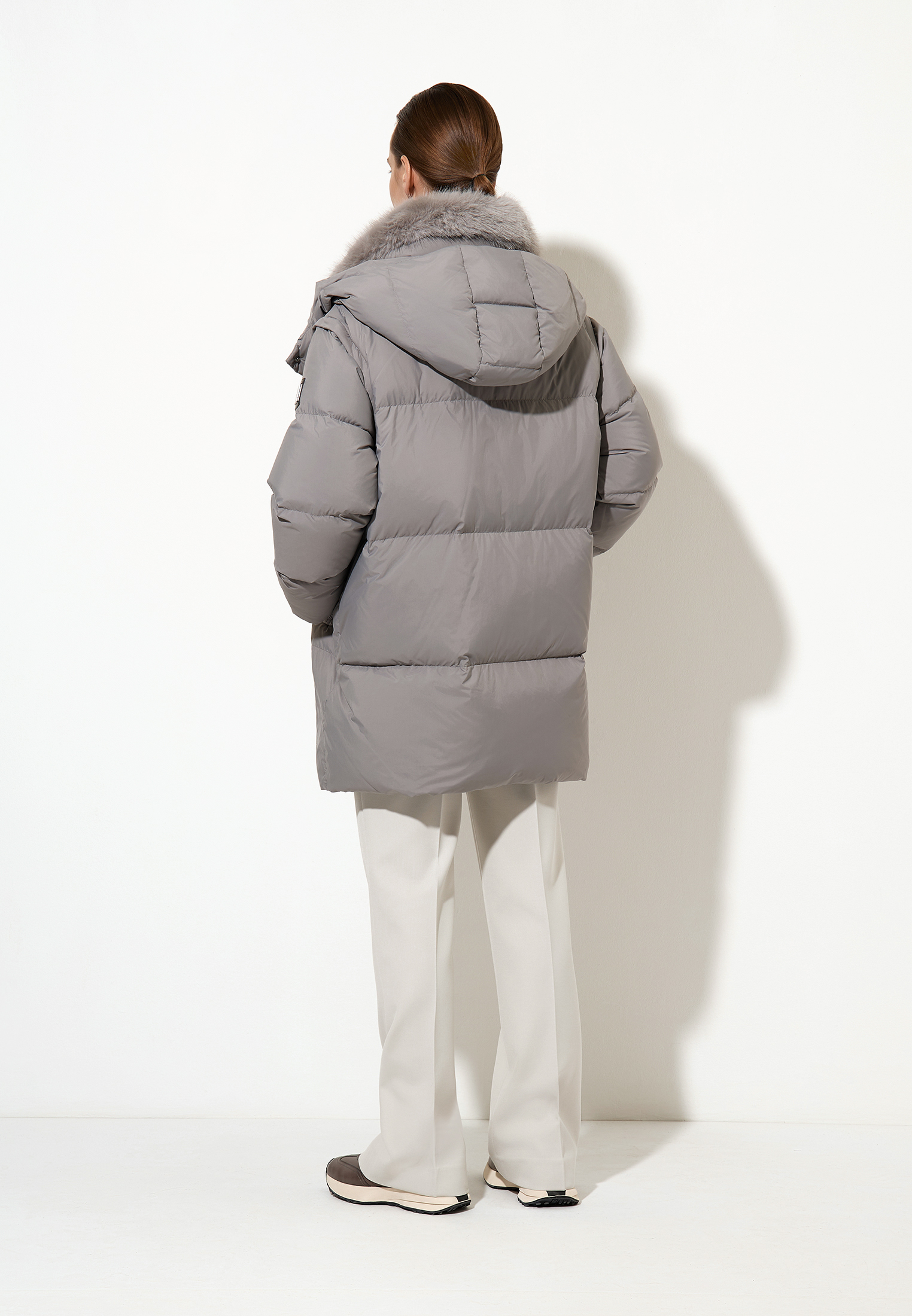 Coat VASSA&Co, пол female, цвет серый