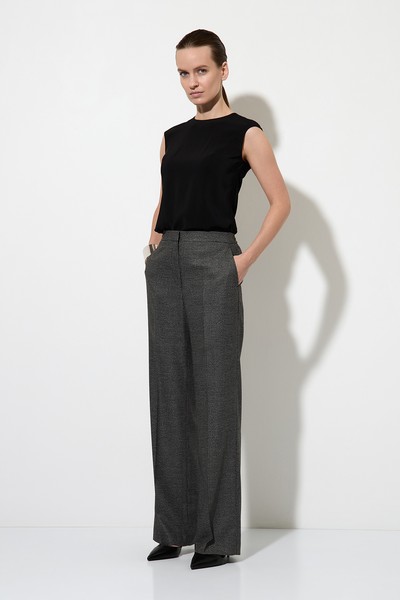 Trousers VASSA&Co, пол female, цвет black, фото №2