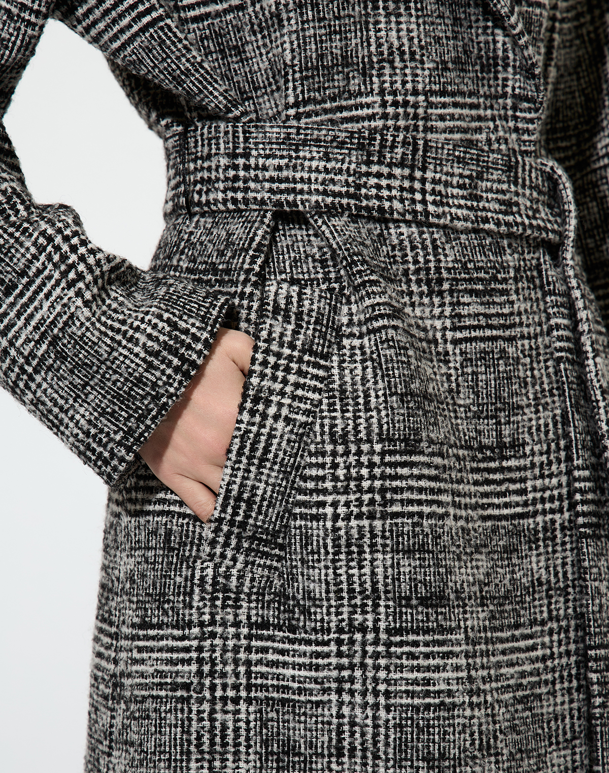 Пальто со съемной манишкой VASSA&Co, пол женский, цвет черный