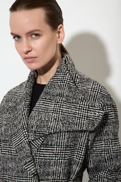 Пальто со съемной манишкой VASSA&Co, пол женский, цвет черный, фото №5