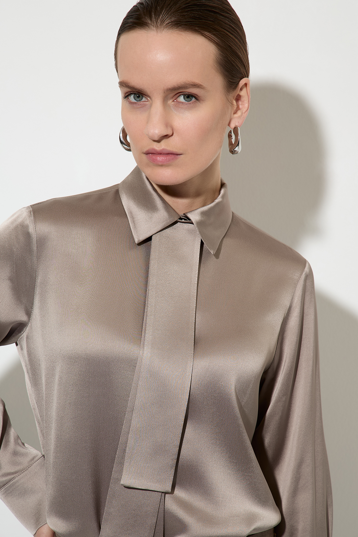 Blouse VASSA&Co, пол female, цвет серый, фото №2