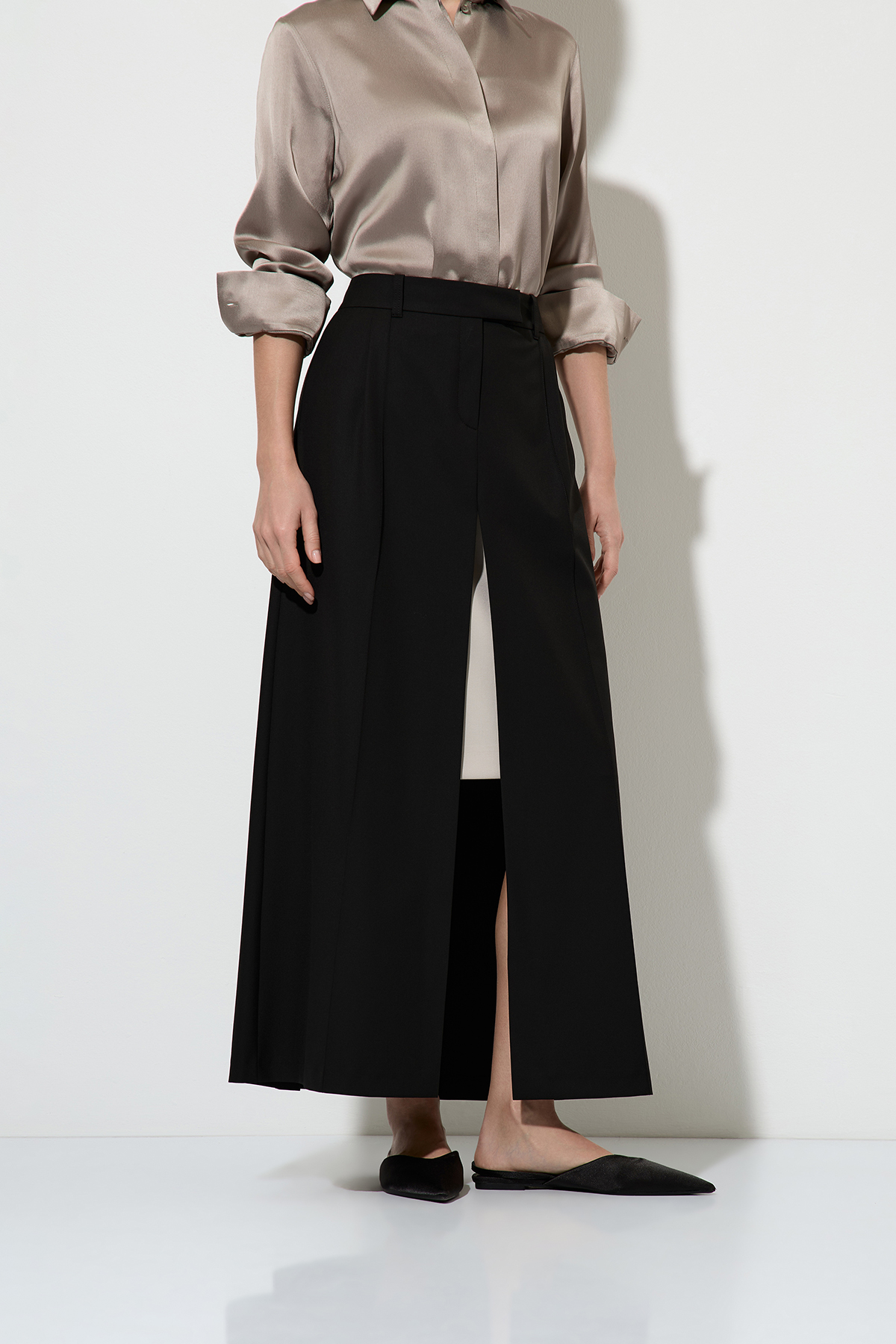 Skirt VASSA&Co, пол female, цвет black