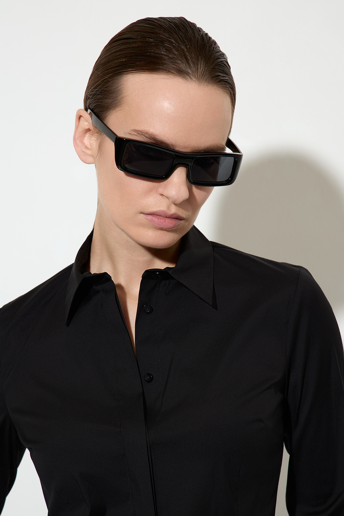 Blouse VASSA&Co, пол female, цвет black