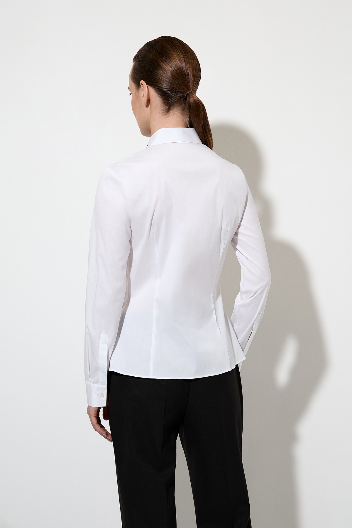 Blouse VASSA&Co, пол female, цвет white