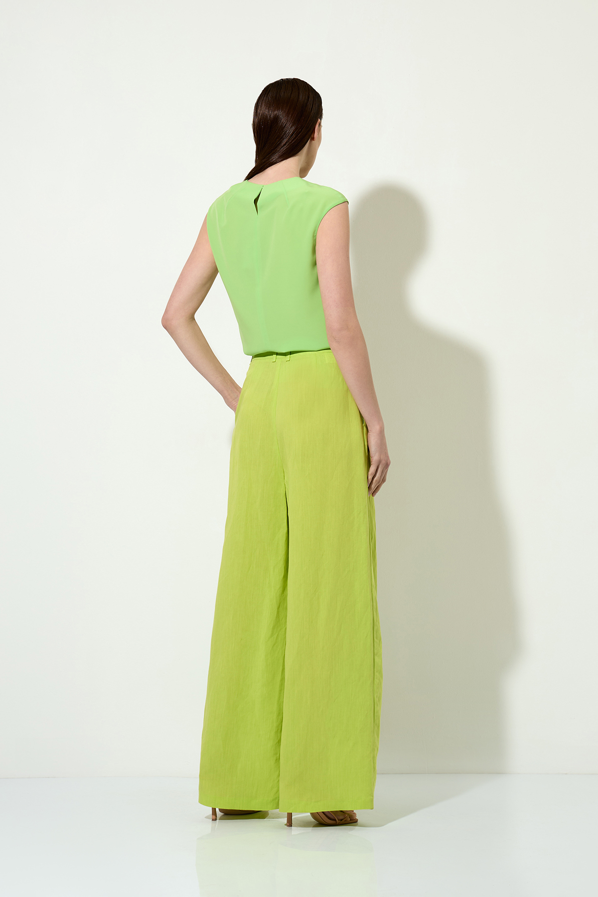 Блузка без рукавов , пол женский, цвет зеленый, фото №2