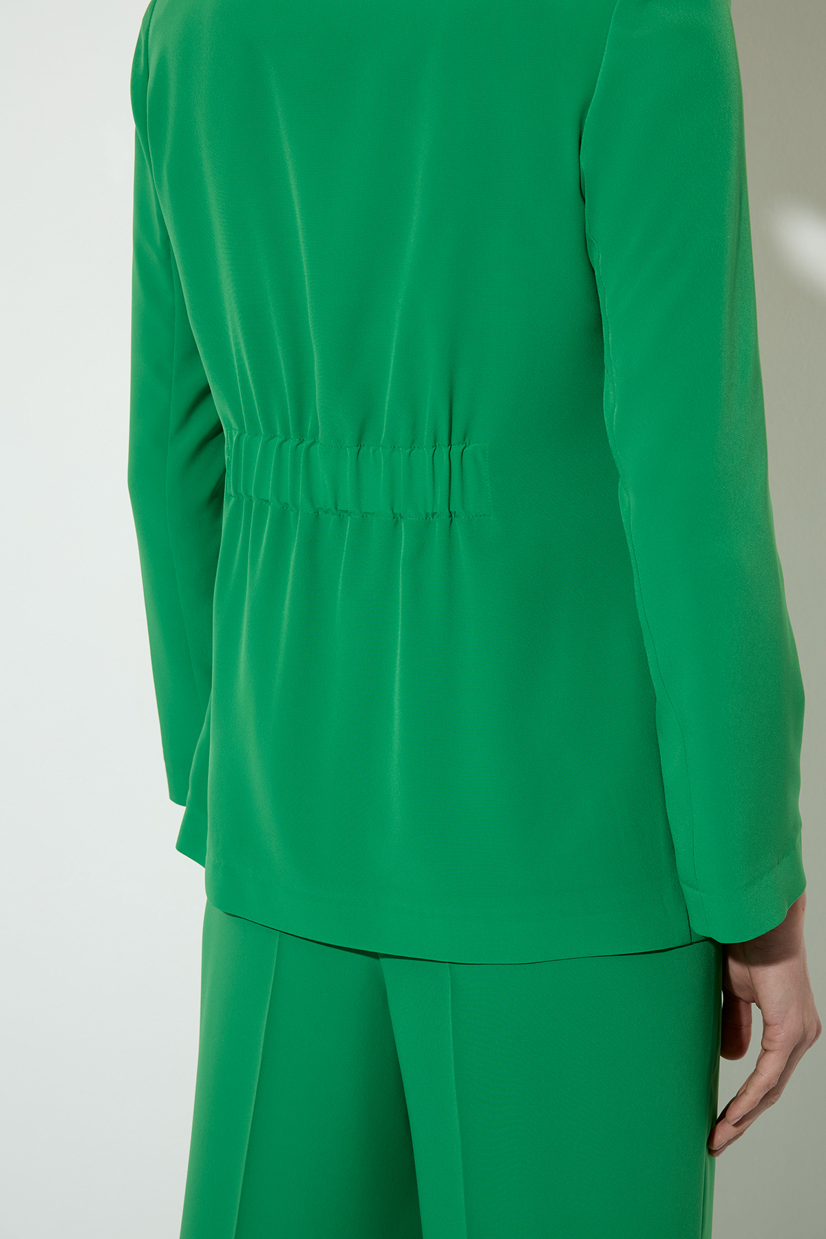 Жакет с кулиской на спинке VASSA&Co, пол женский, цвет зеленый, фото №2