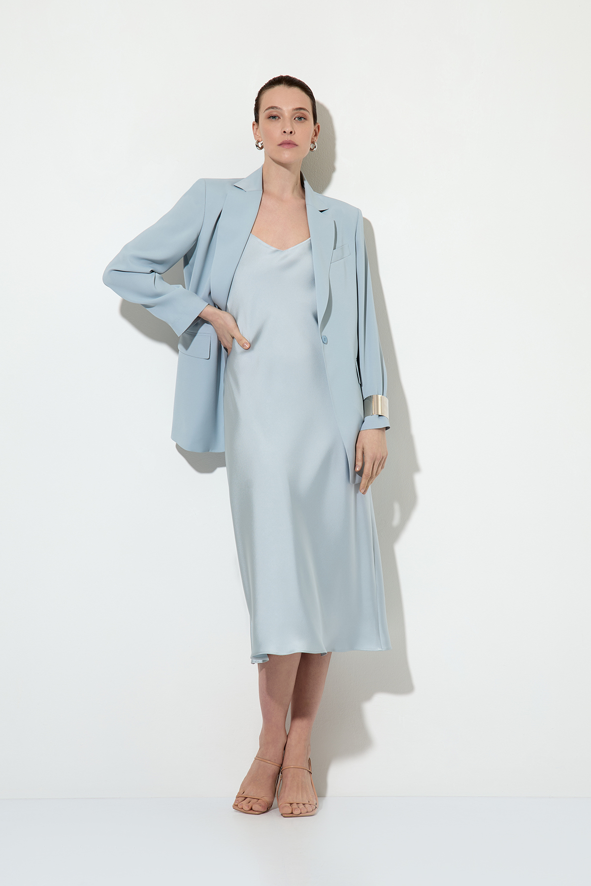 Jacket with a lightweight back , пол female, цвет голубой, фото №3