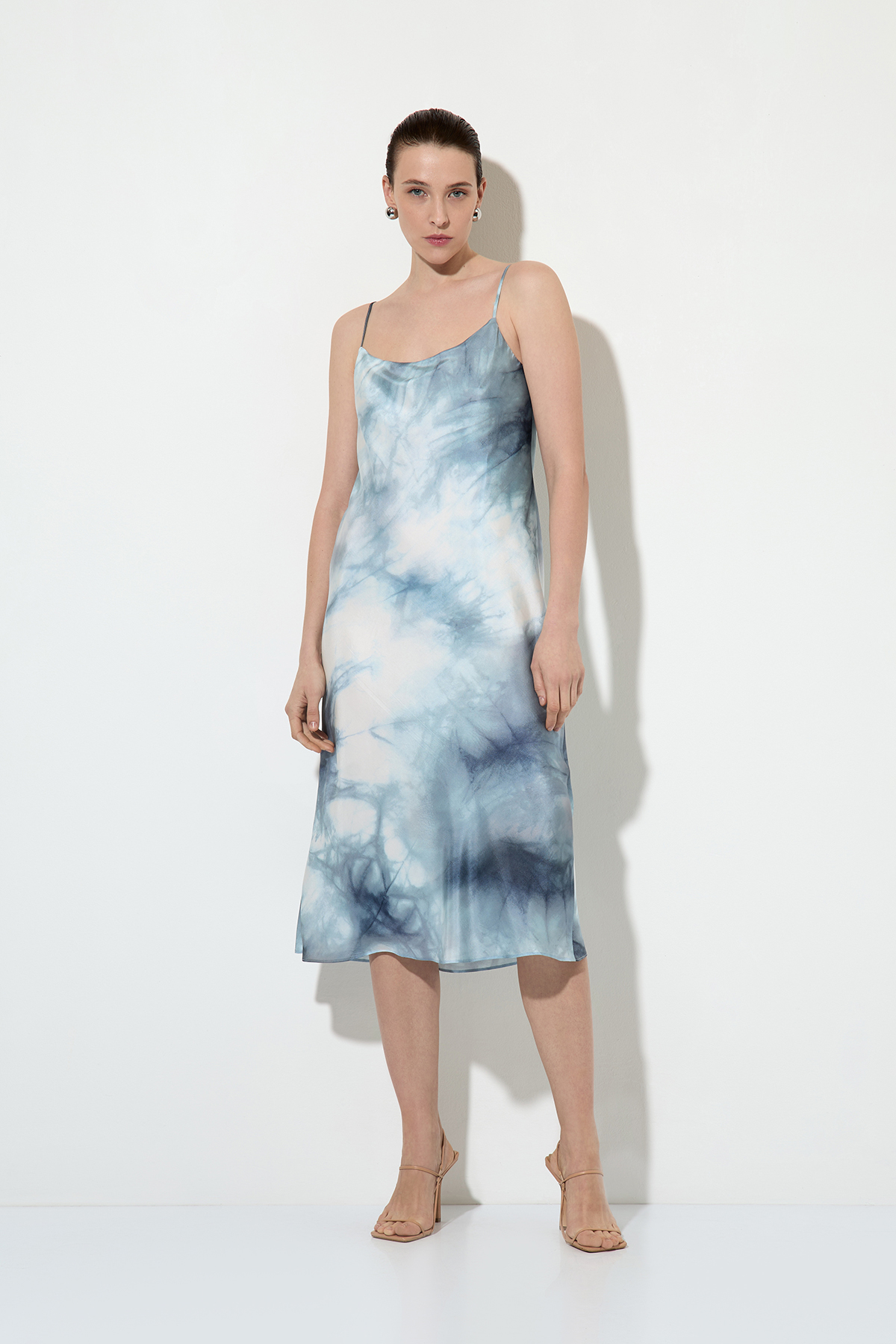 Платье-комбинация из шелка , пол женский, цвет серый, фото №2