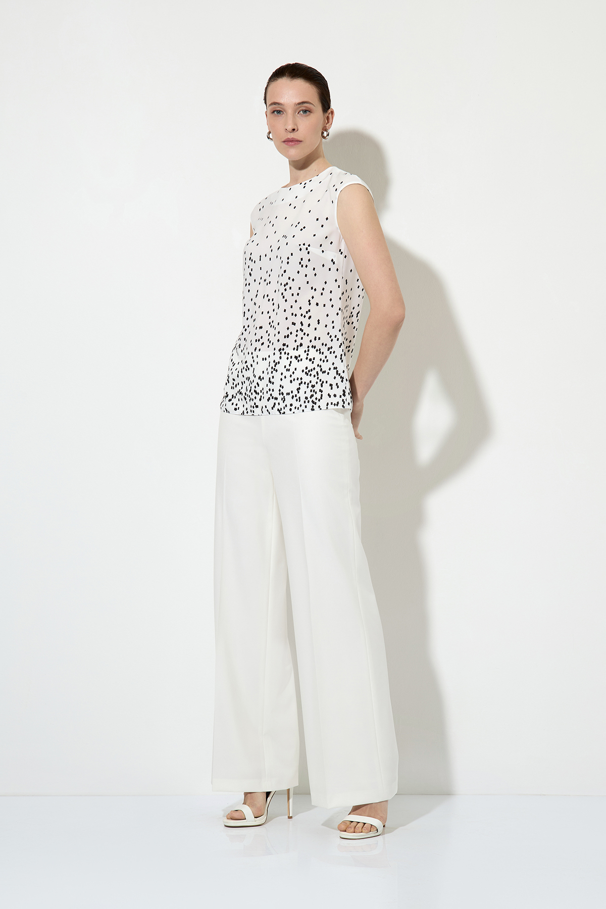 Блузка без рукавов VASSA&Co, пол женский, цвет белый, фото №2