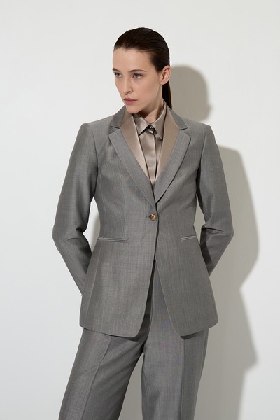 Однобортный жакет с отделкой из атласа VASSA&Co, пол женский, цвет серый, фото №4