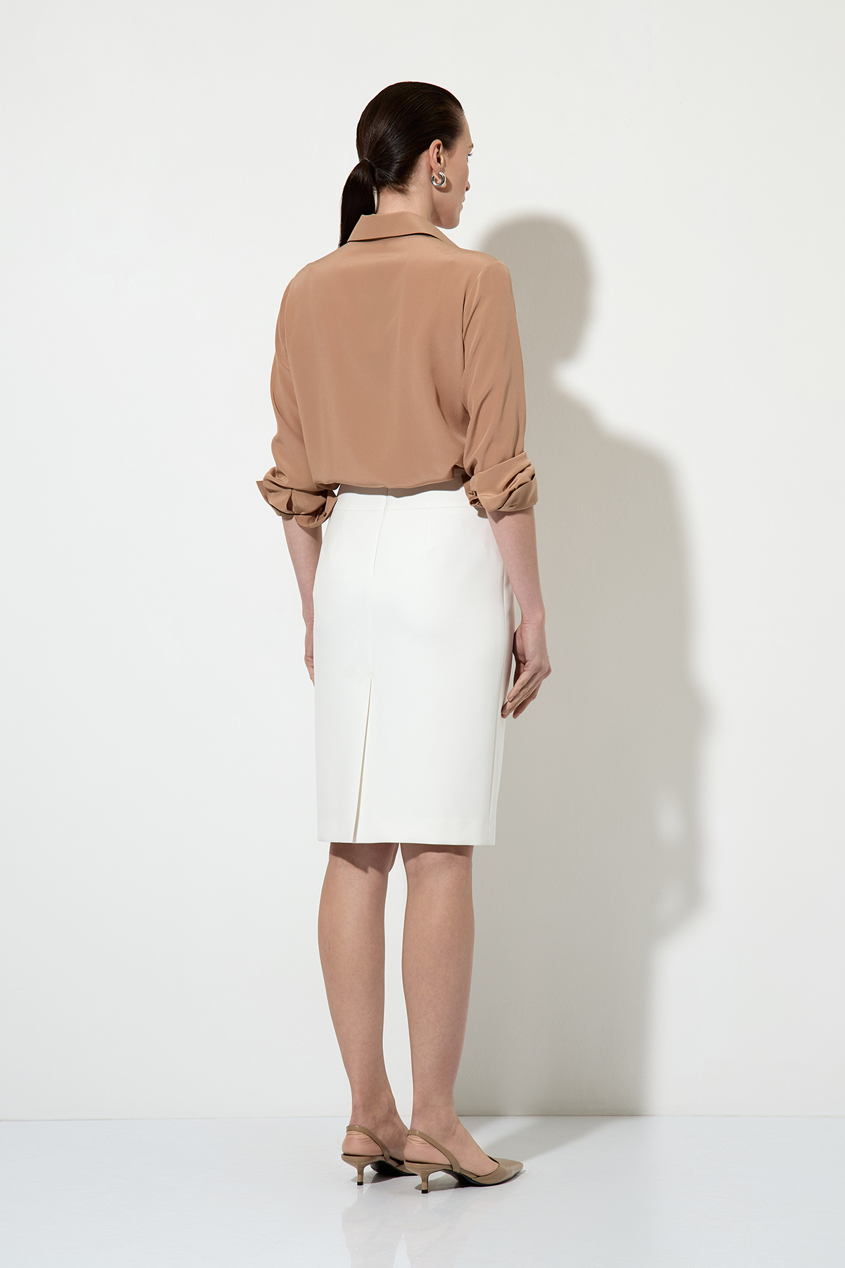 Skirt VASSA&Co, пол female, цвет white