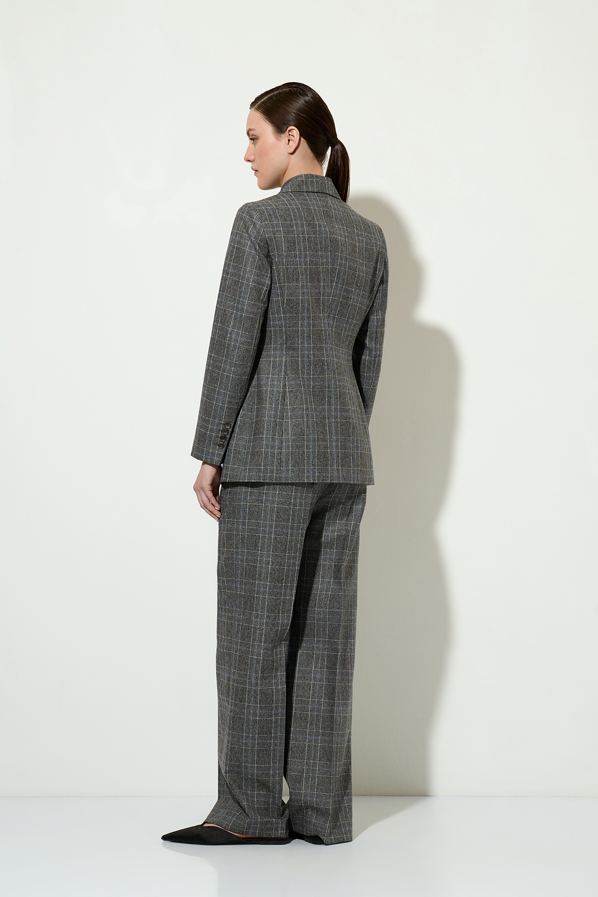 Жакет в клетку VASSA&Co, пол женский, цвет серый