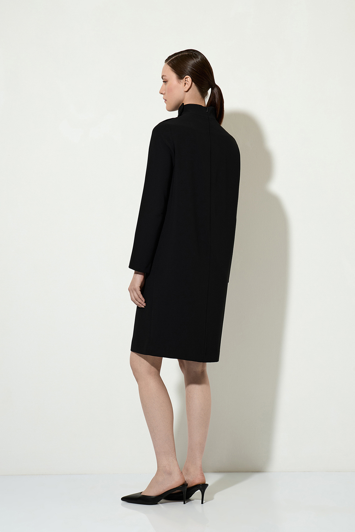 Платье VASSA&Co, пол женский, цвет черный