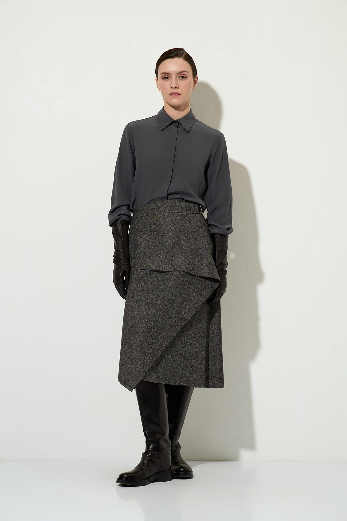 Юбка с асимметричным запахом VASSA&Co, пол женский, цвет серый