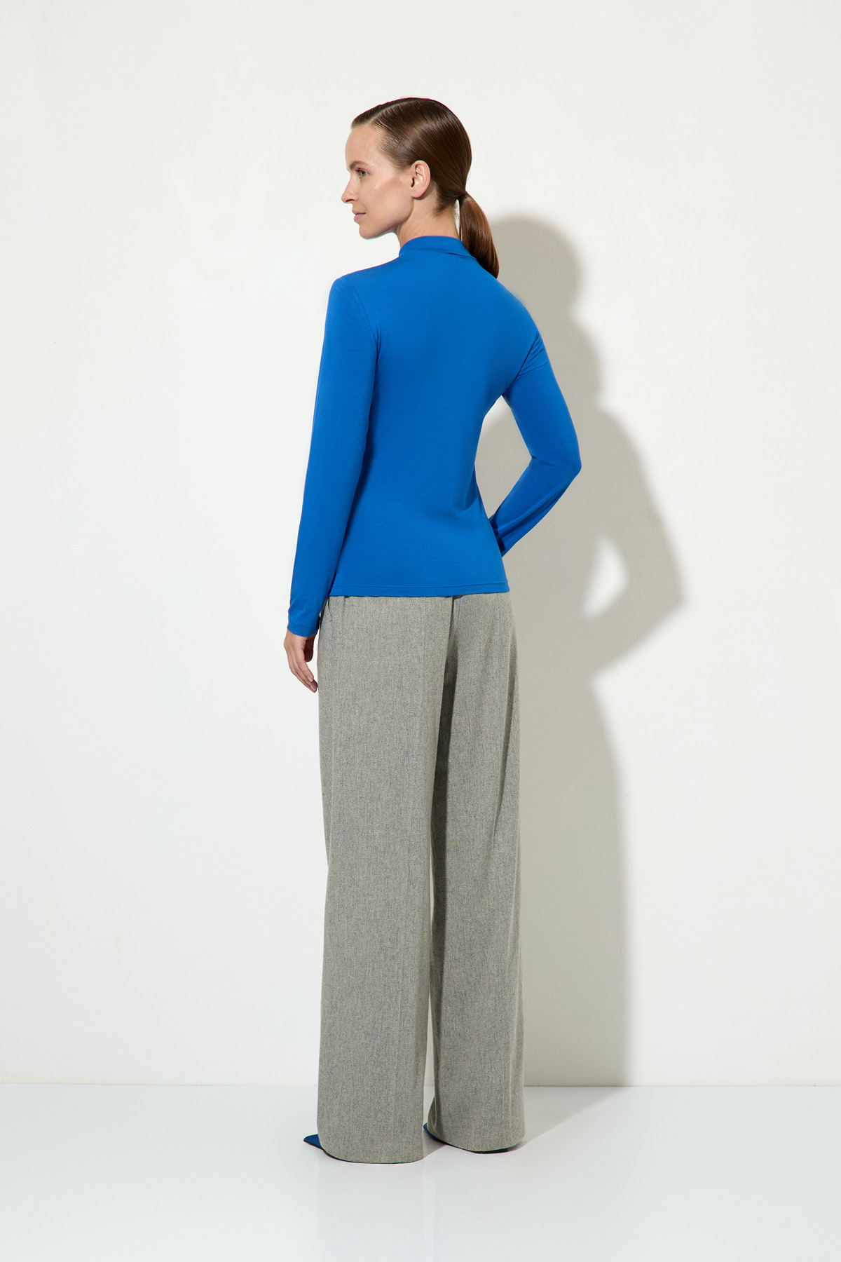 Водолазка VASSA&Co, пол женский, цвет синий