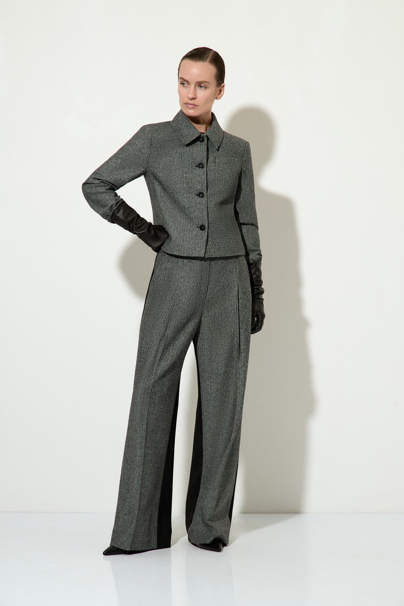 Брюки в стиле color block VASSA&Co, пол женский, цвет серый, фото №5