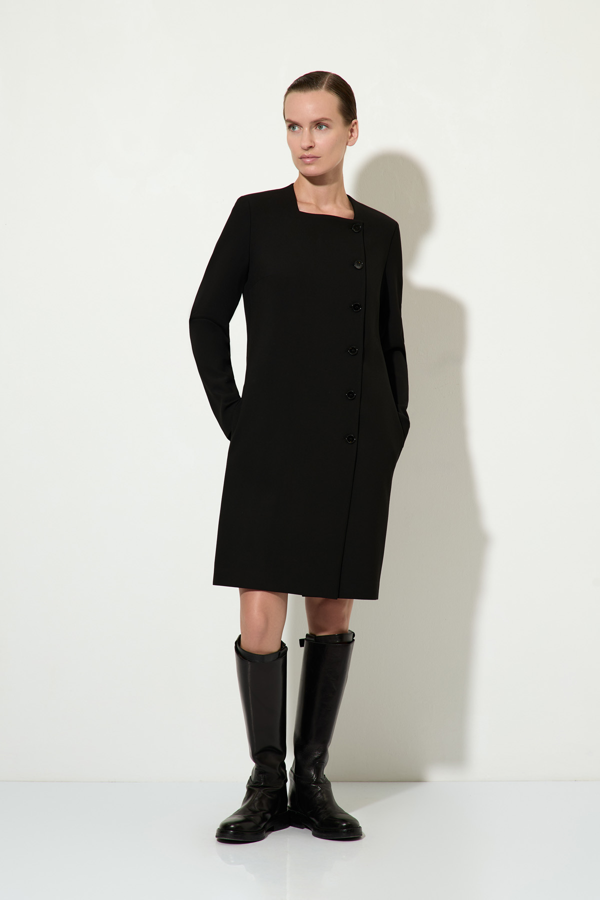 Платье VASSA&Co, пол женский, цвет черный