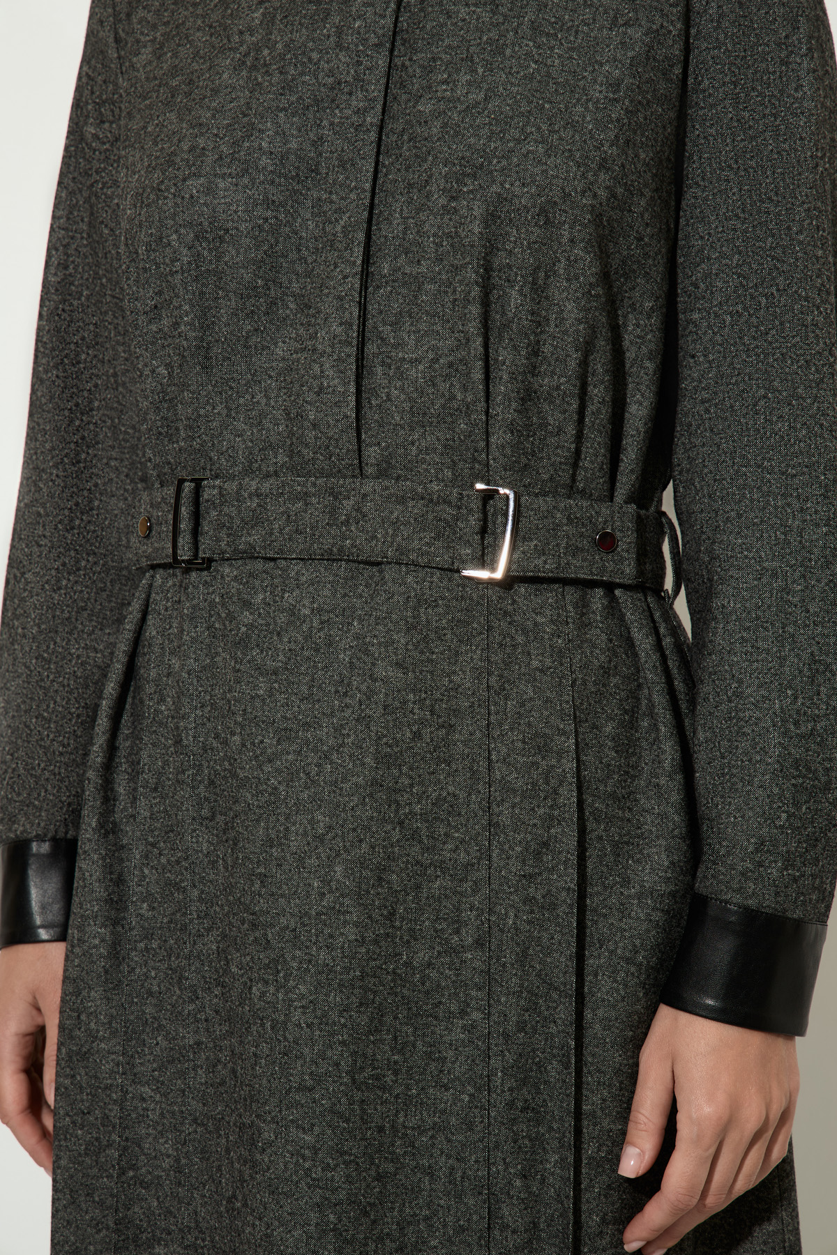 Платье из шерсти и вискозы VASSA&Co, пол женский, цвет серый