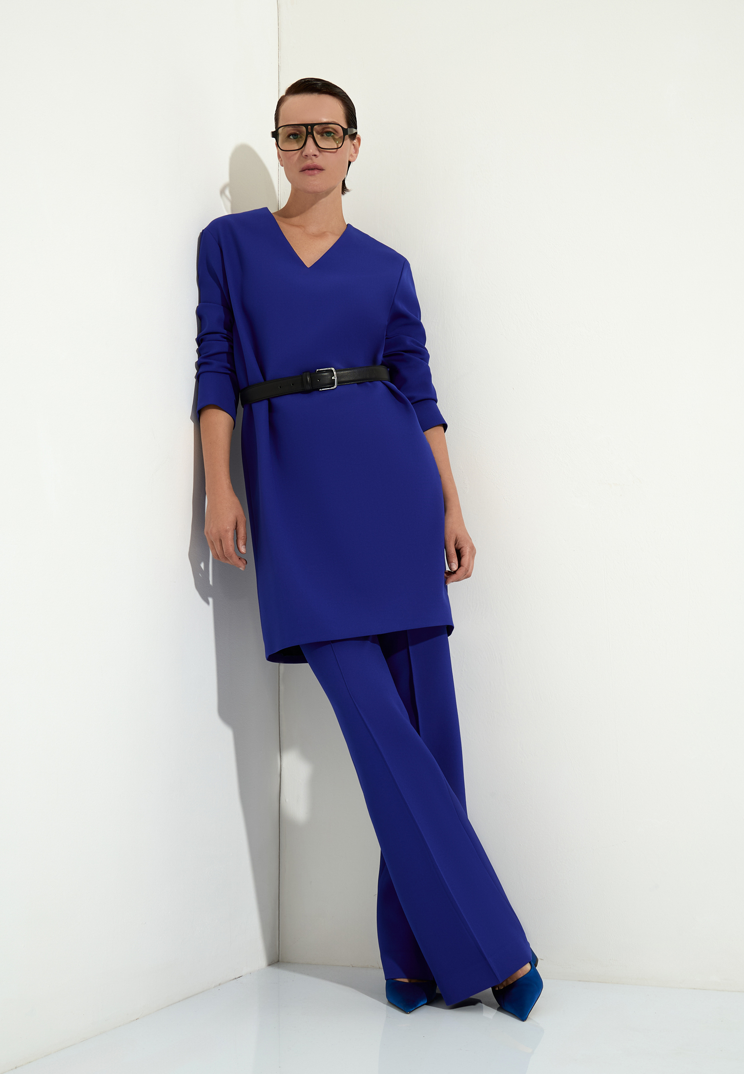 Платье со съемной манишкой VASSA&Co, пол женский, цвет синий