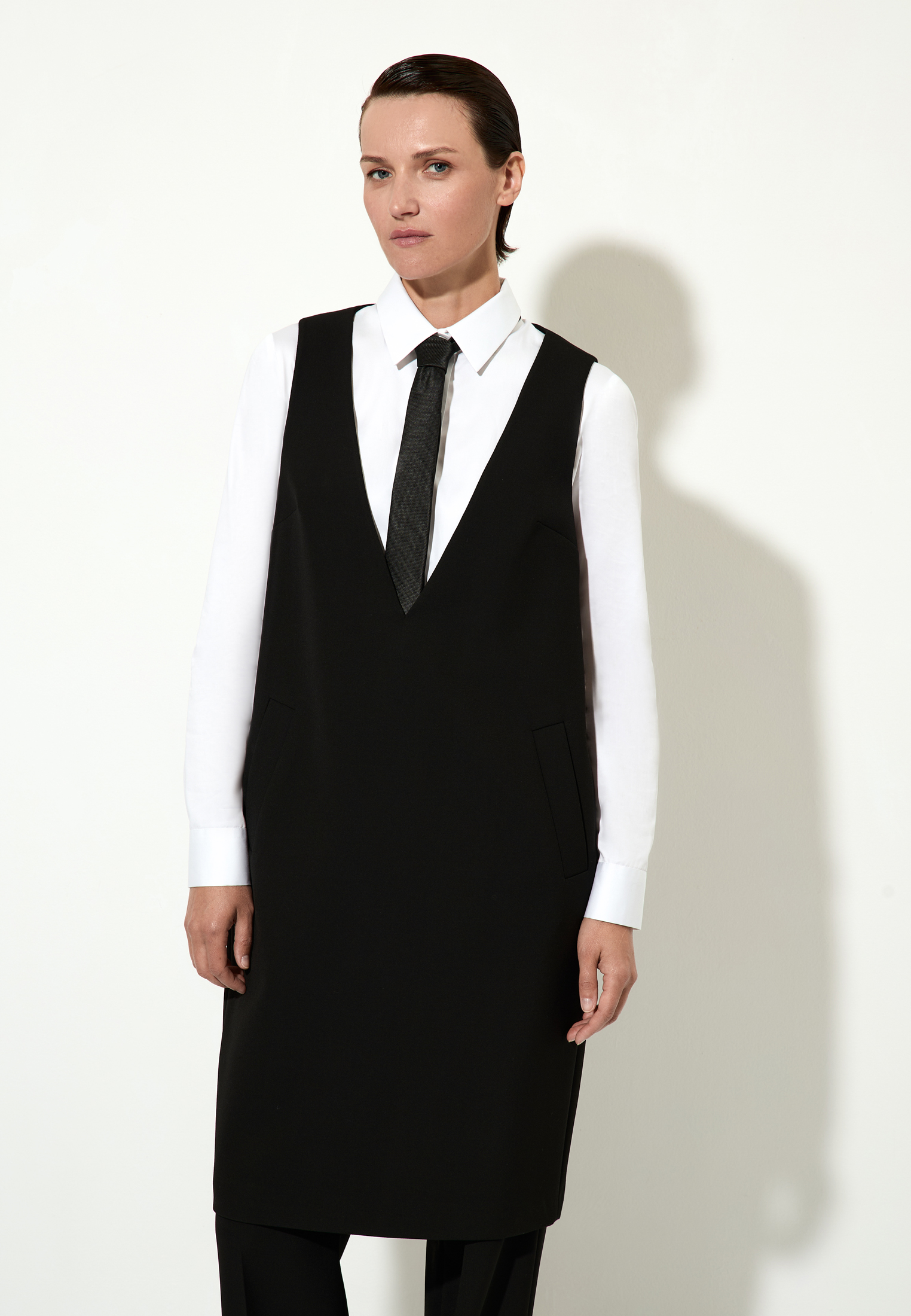 Платье-сарафан VASSA&Co, пол женский, цвет черный