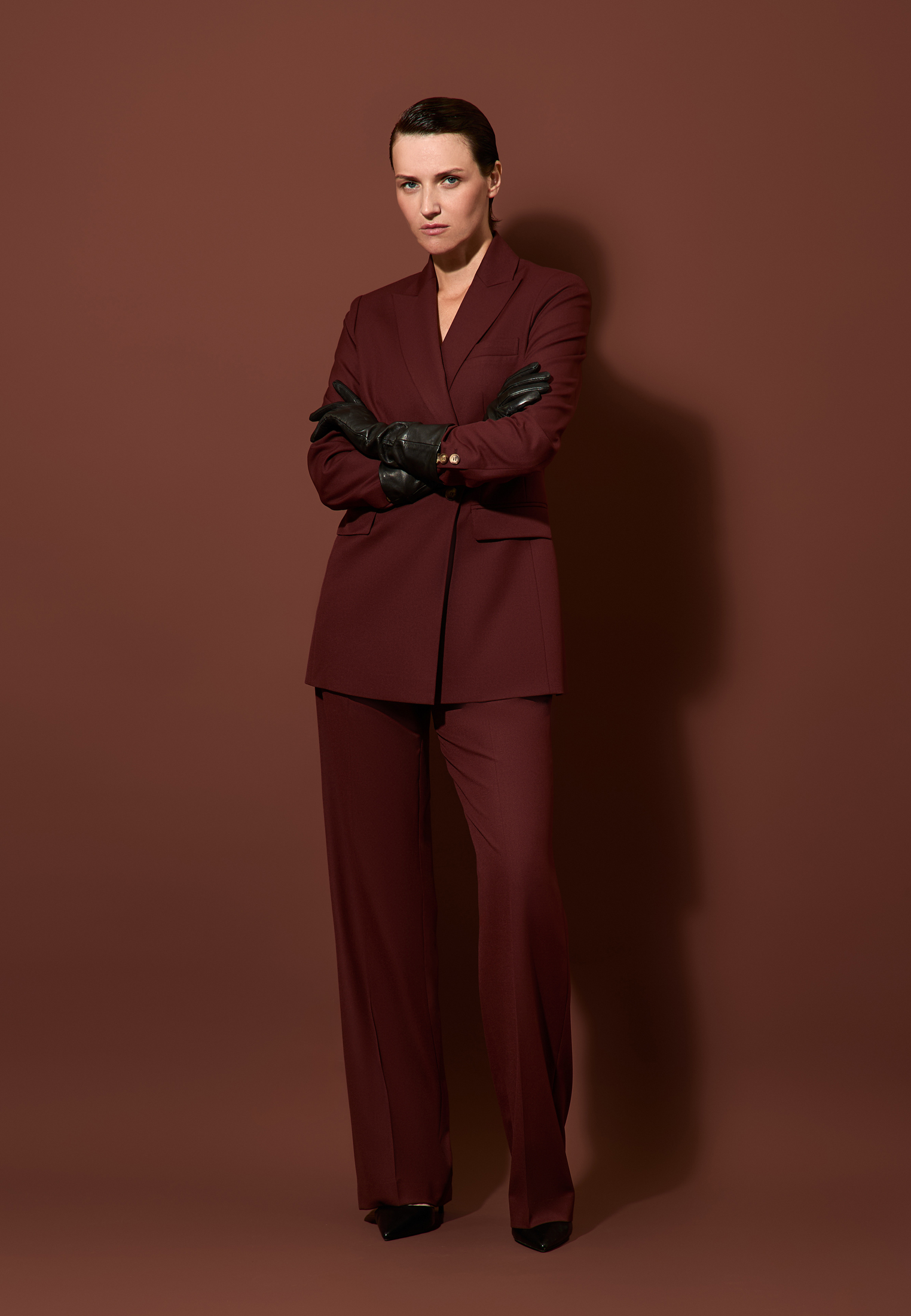 Жакет приталенного силуэта VASSA&Co, пол женский, цвет коричневый