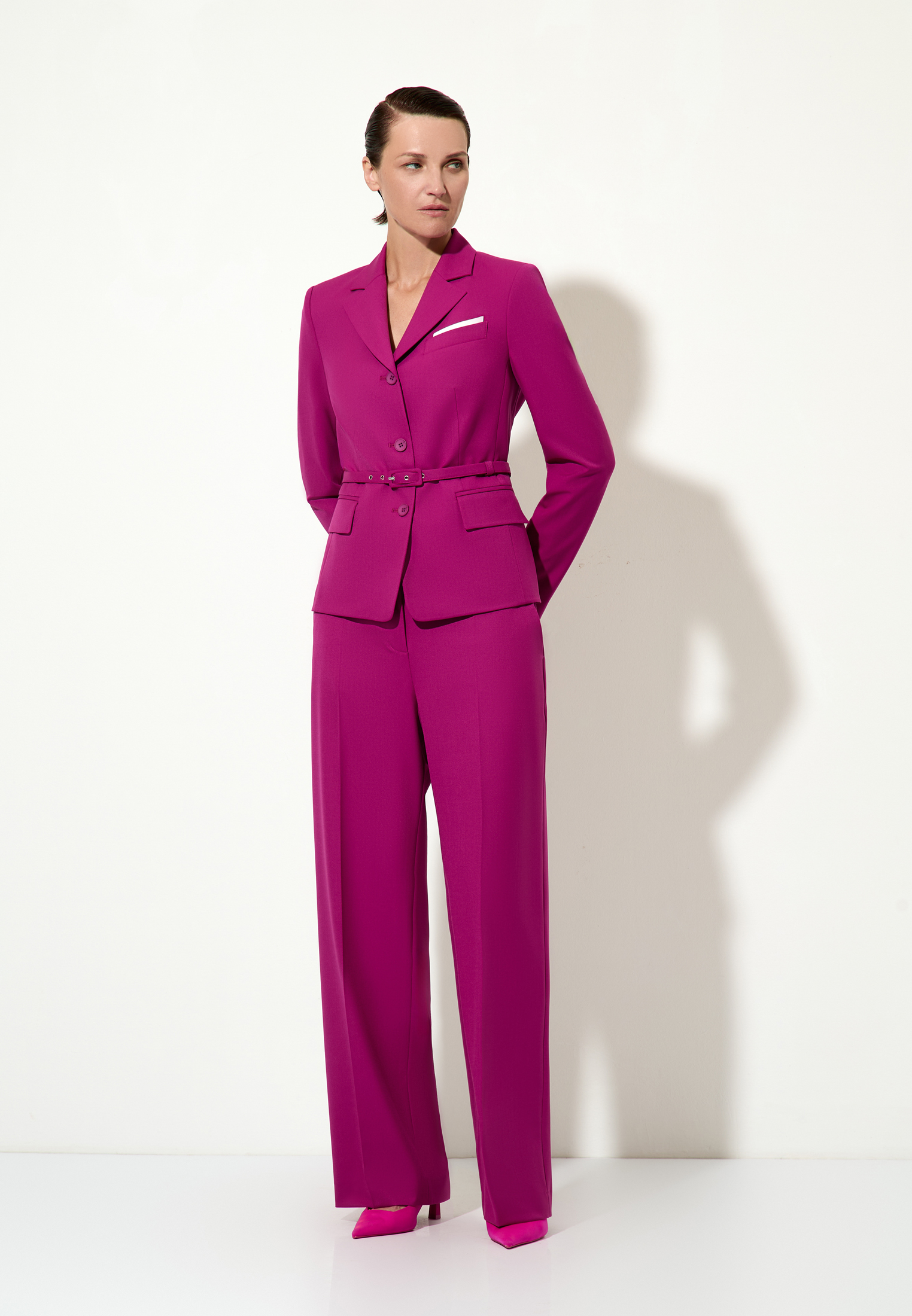 Жакет женский укороченный VASSA&Co, пол female, цвет violet