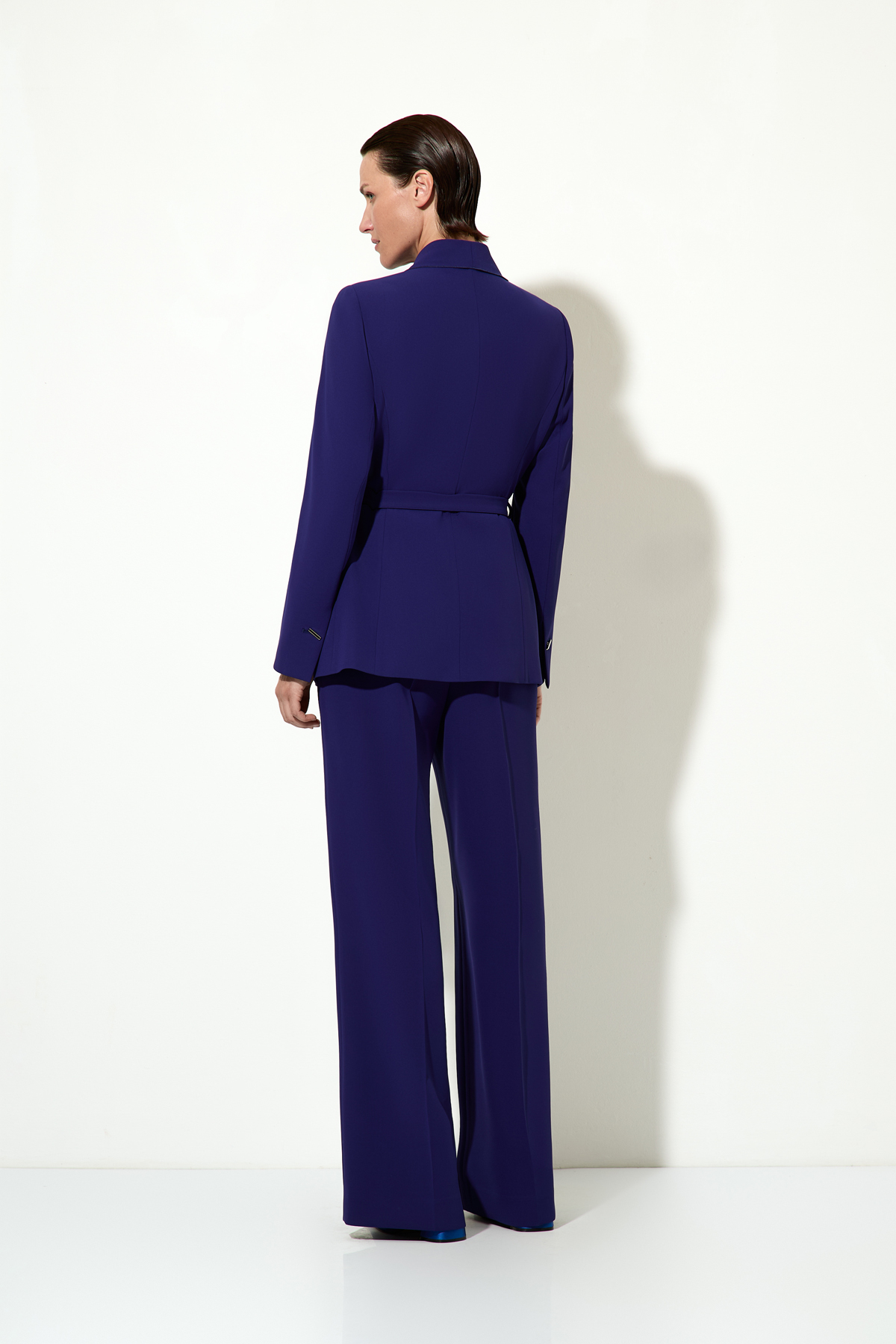 Жакет с поясом VASSA&Co, пол женский, цвет синий