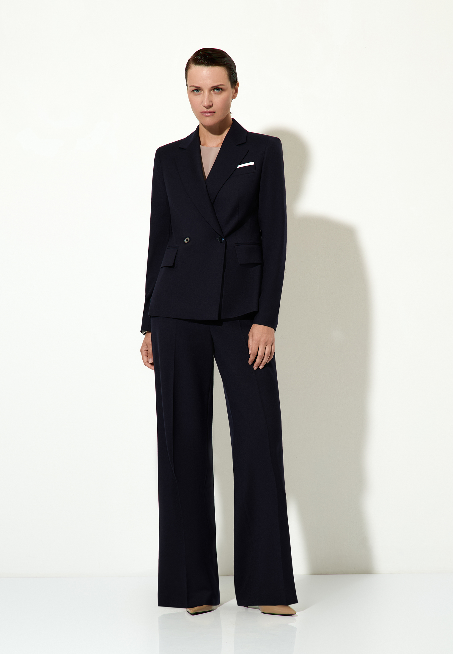 Жакет темно-синий VASSA&Co, пол female, цвет синий