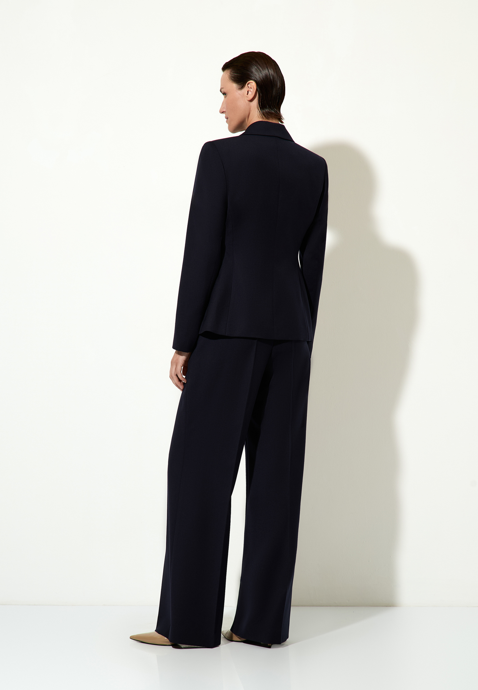 Жакет темно-синий VASSA&Co, пол female, цвет синий