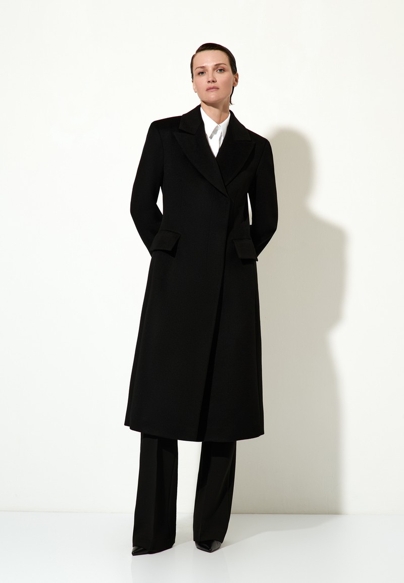 Брюки черные со стрелками VASSA&Co, пол female, цвет black, фото №4