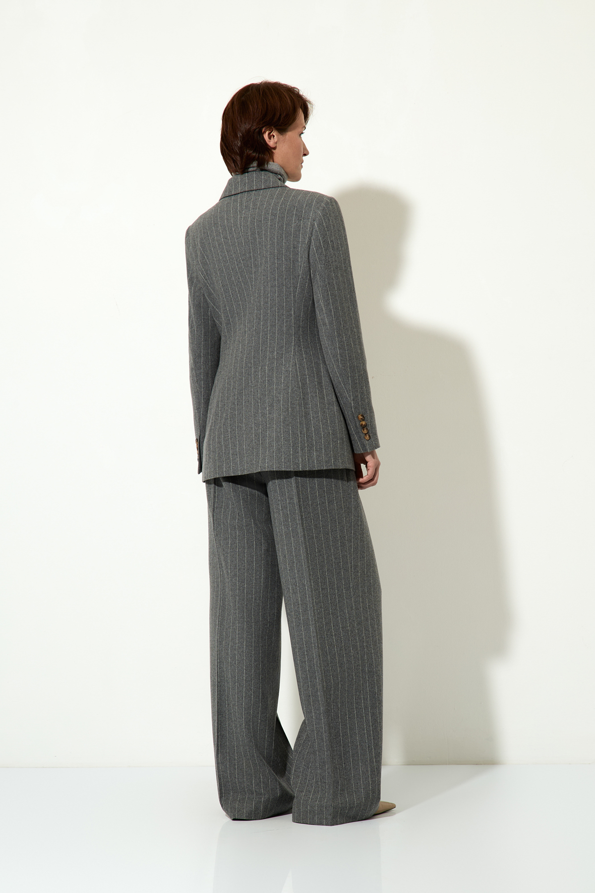 Жакет женский VASSA CODE, пол женский, цвет серый