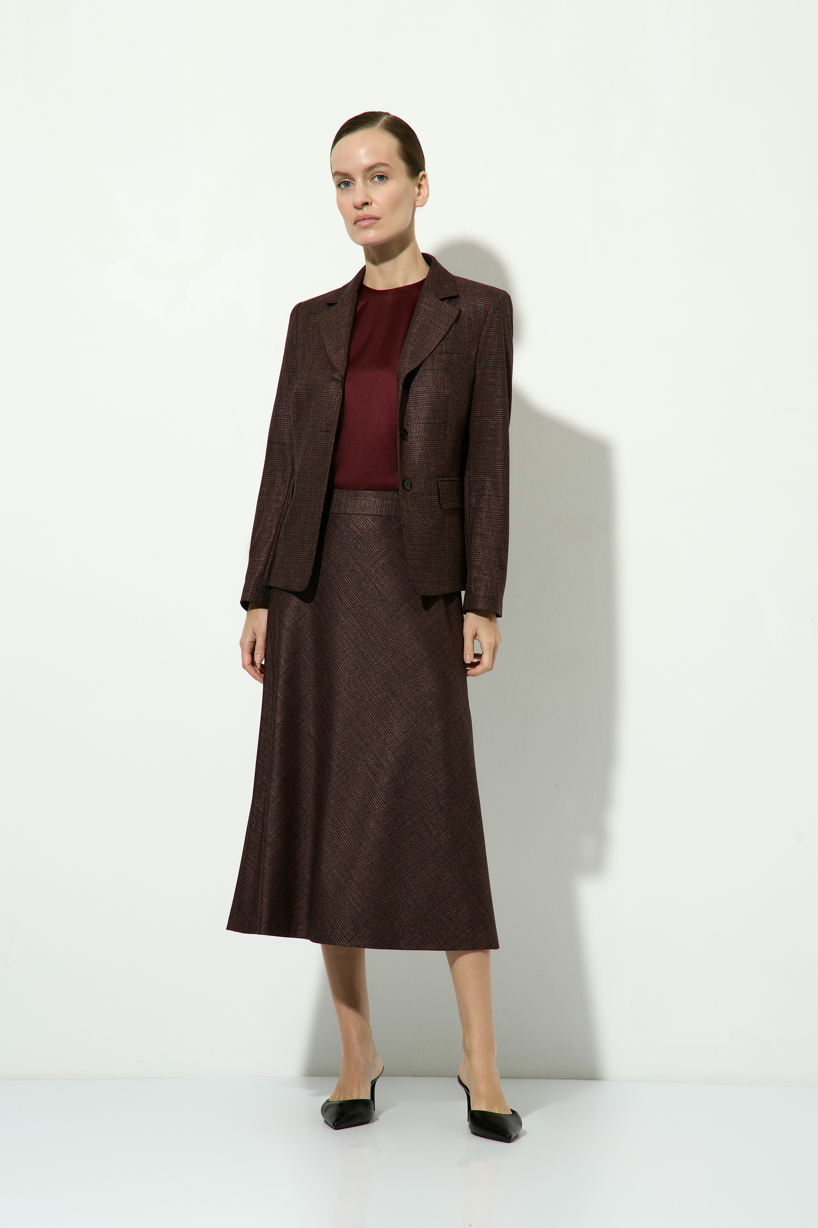 Блузка атласная бордовая VASSA&Co, пол female, цвет red