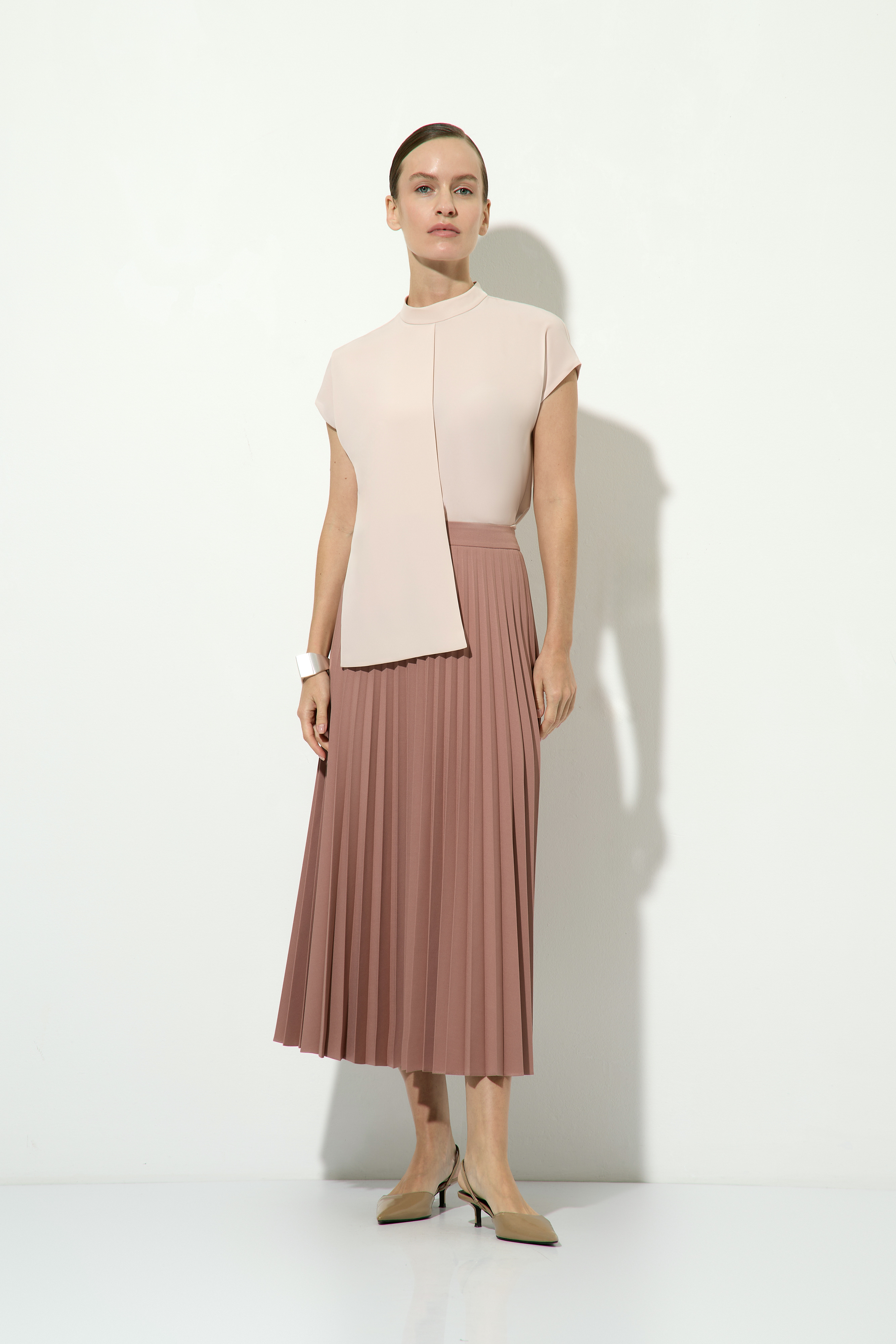 Блузка с эффектом многослойности VASSA&Co, пол женский, цвет розовый