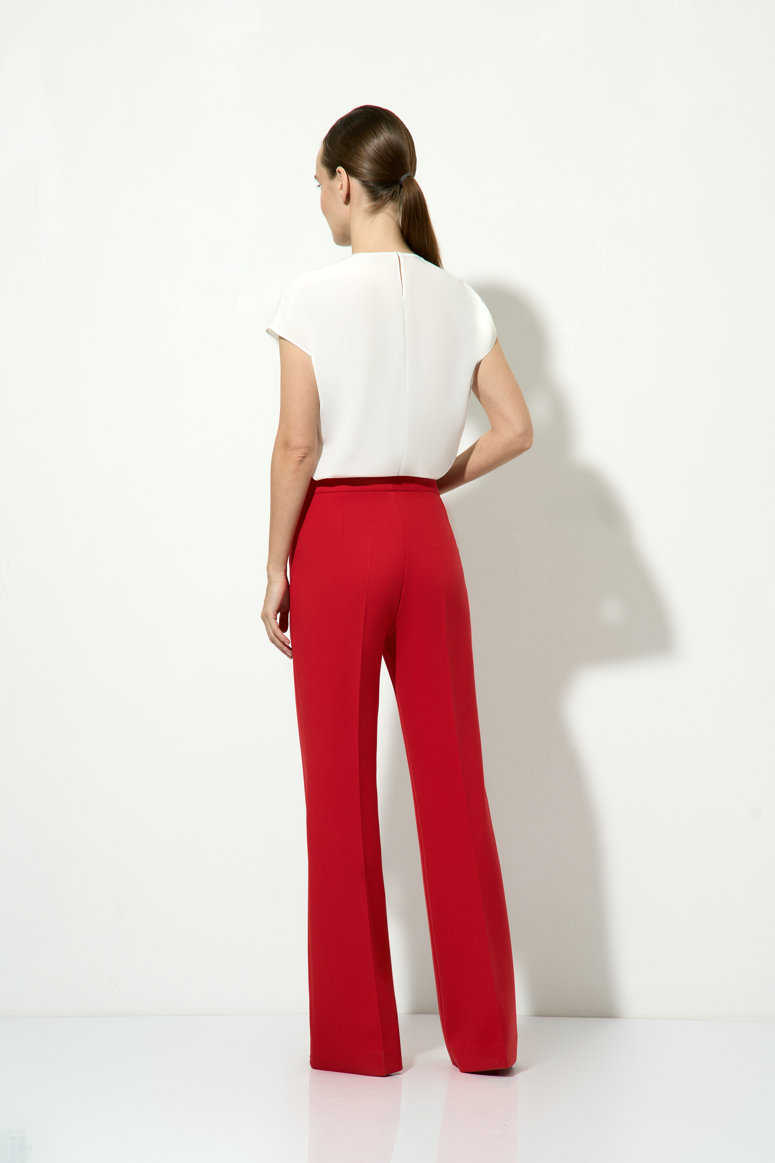 Брюки красные VASSA&Co, пол female, цвет red