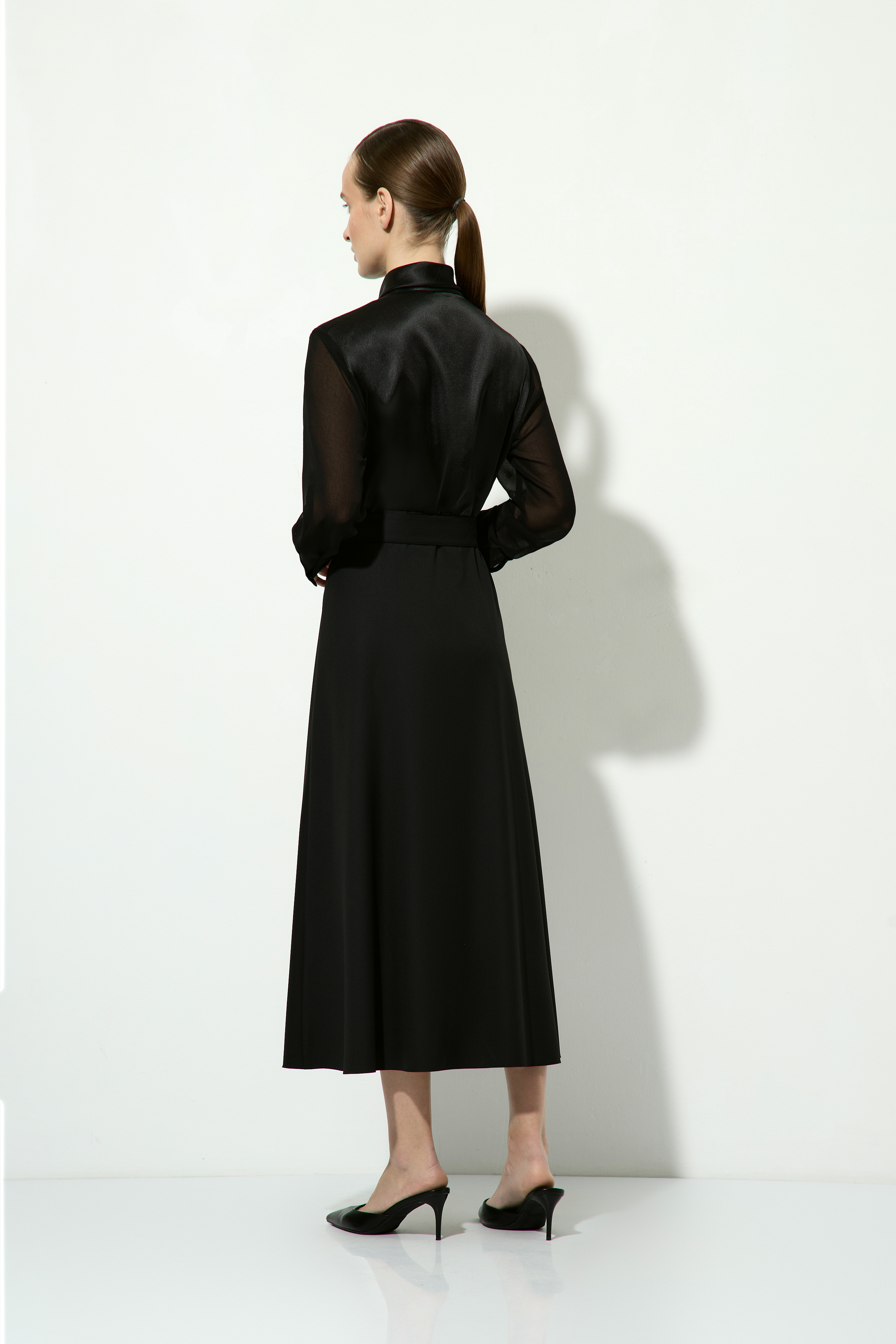 Платье с шифоновыми рукавами VASSA&Co, пол female, цвет black