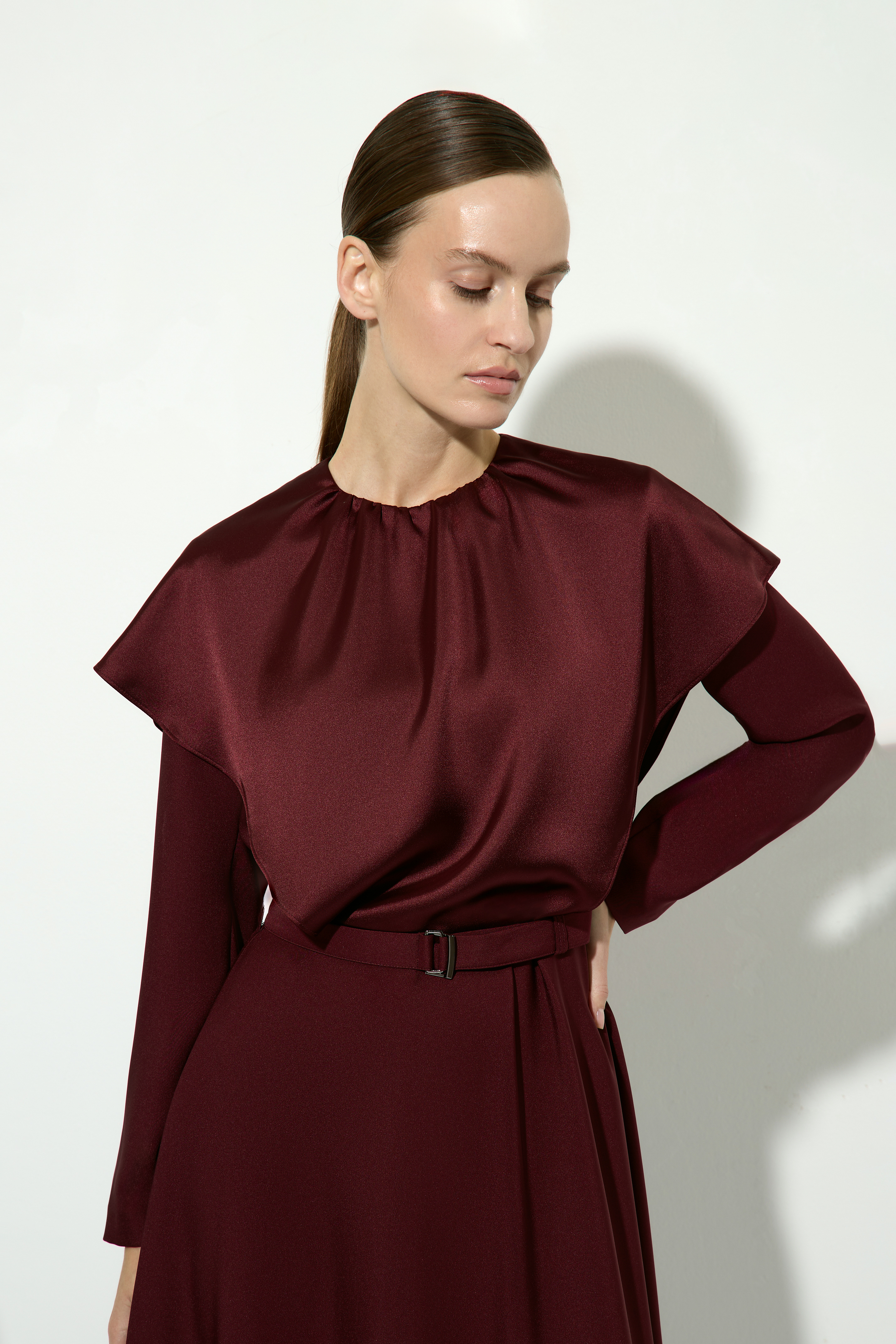 Платье бордовое VASSA&Co, пол женский, цвет красный