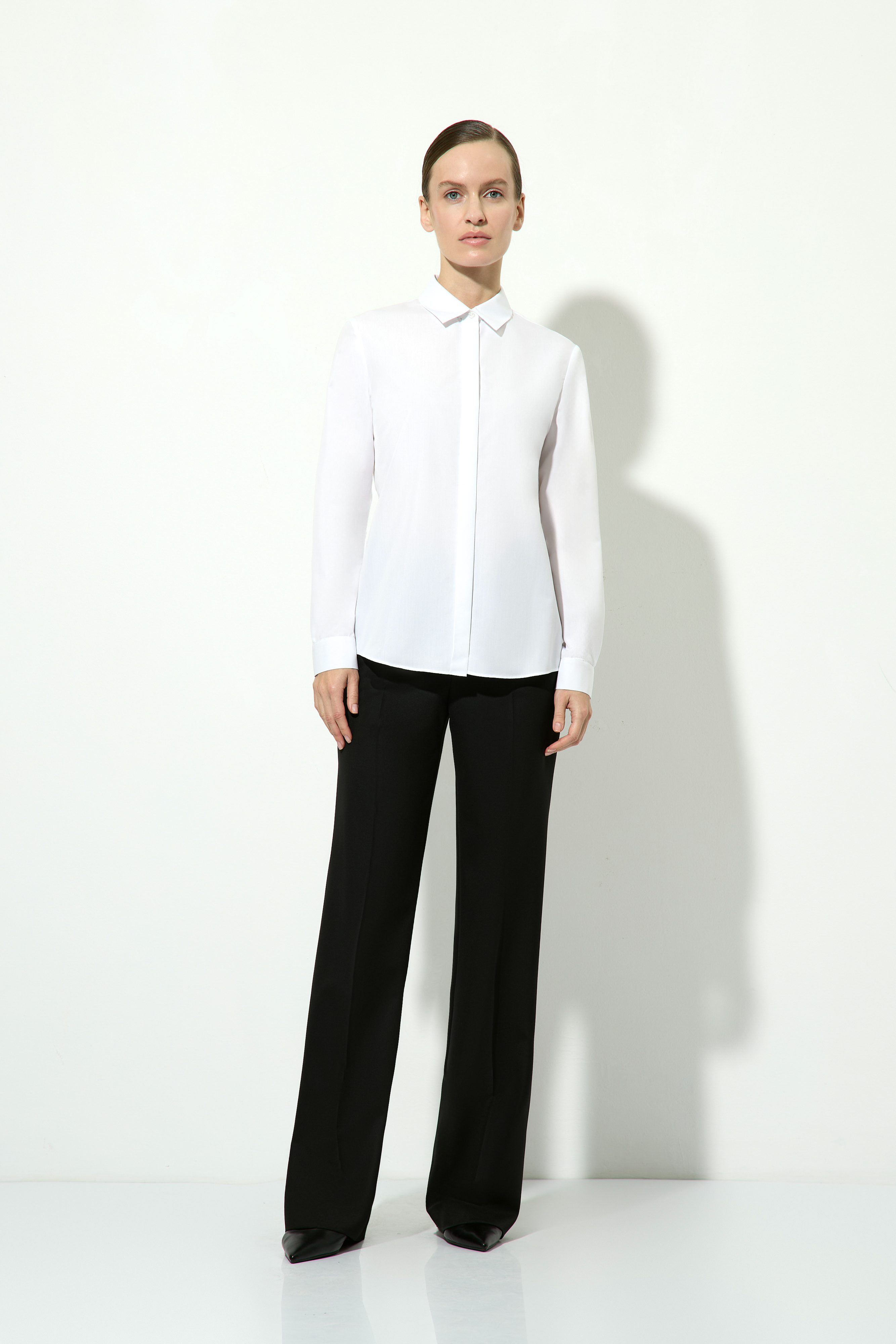 Блузка с длинным рукавом VASSA&Co, пол female, цвет white