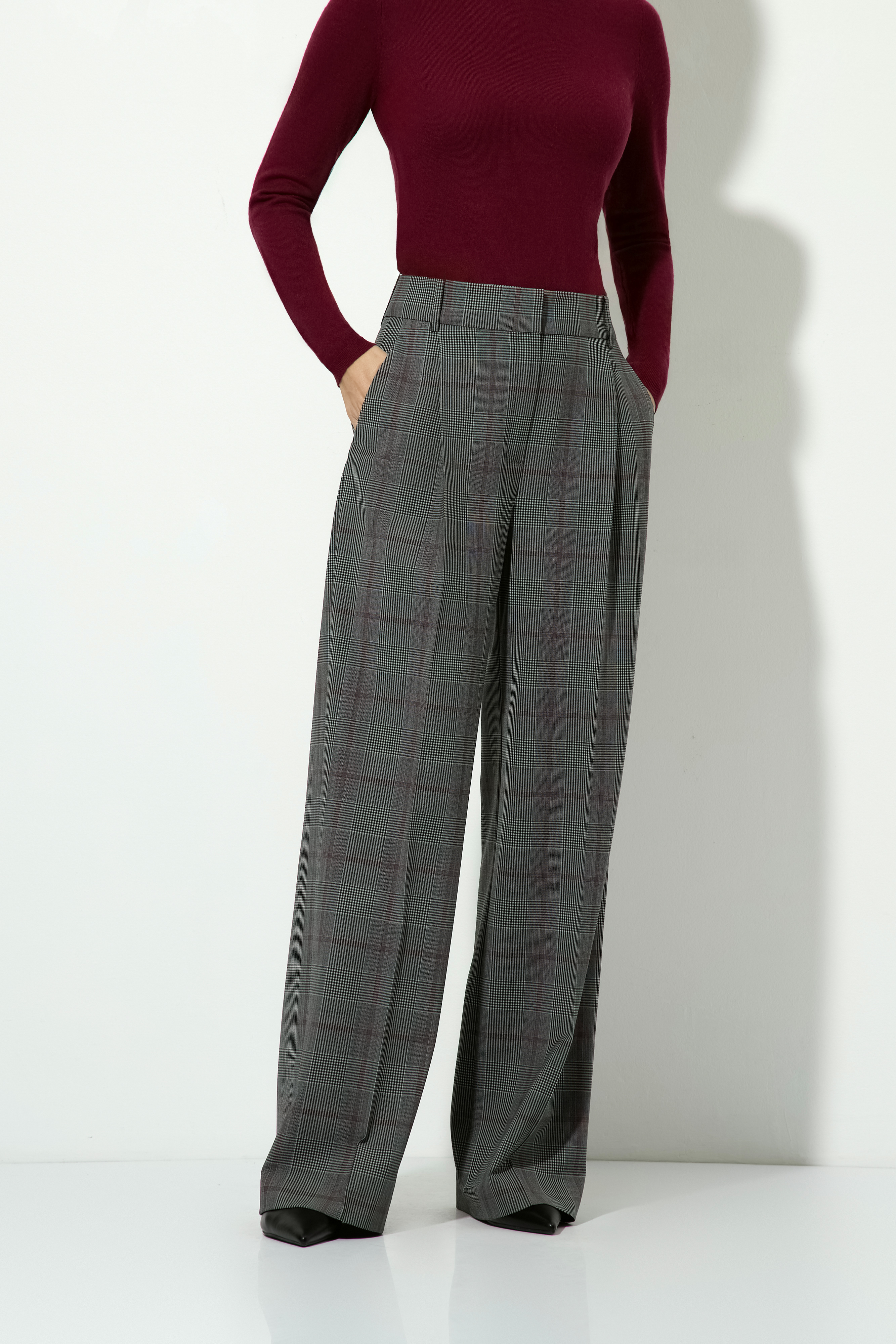 Брюки широкие в клетку VASSA CODE, VASSA&Co, пол женский, цвет серый