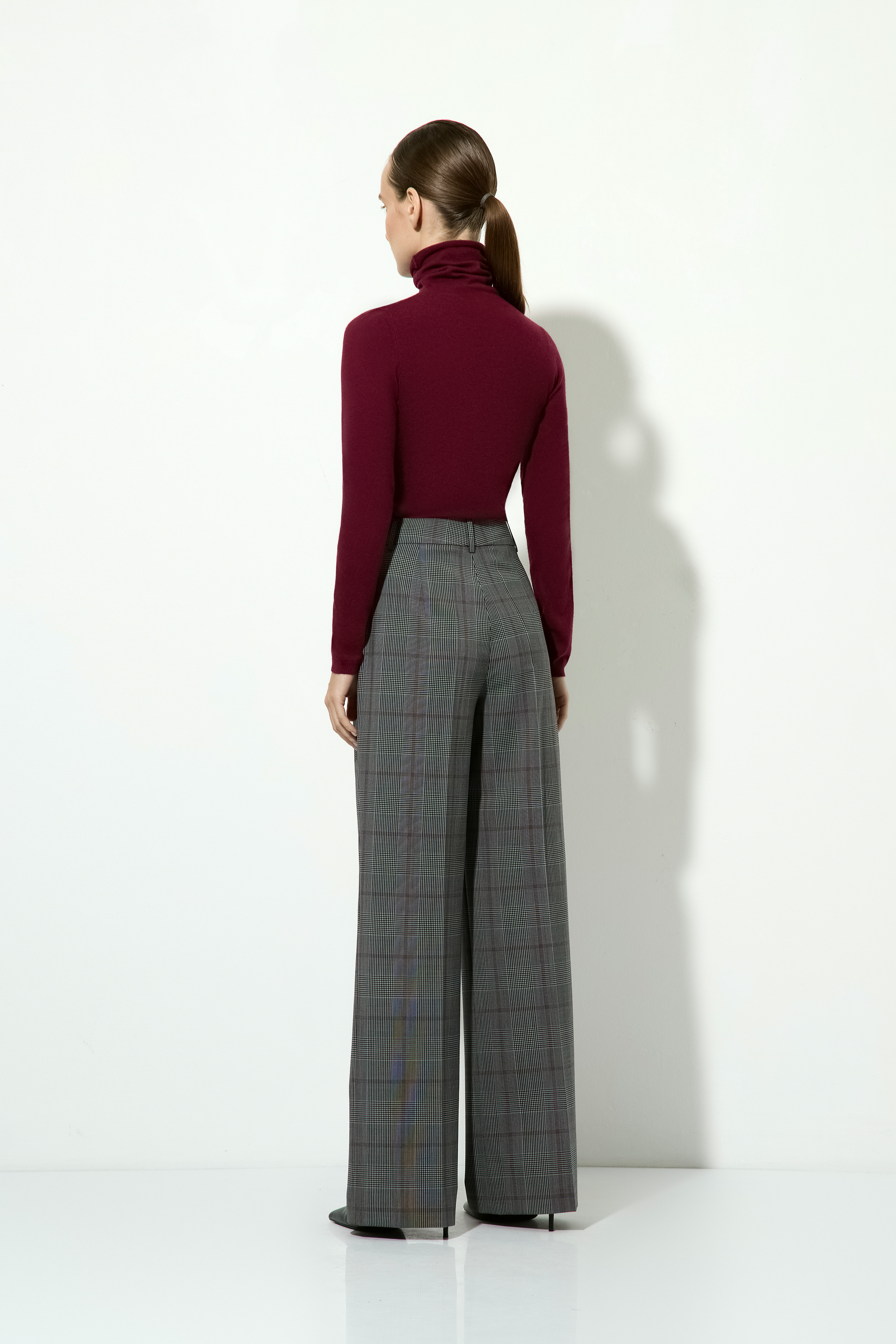 Брюки широкие в клетку VASSA CODE, VASSA&Co, пол женский, цвет серый