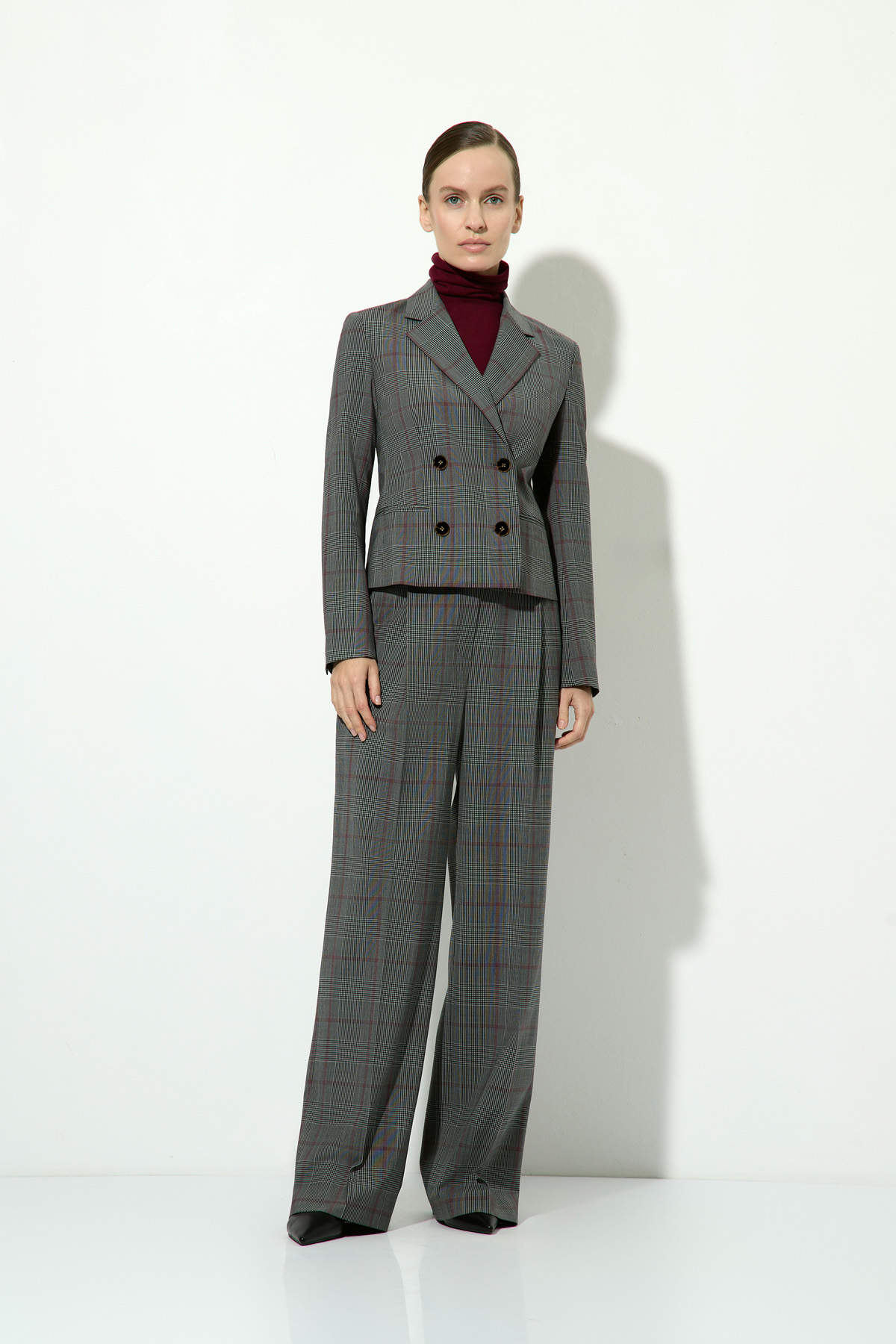 Брюки широкие в клетку VASSA CODE, VASSA&Co, пол женский, цвет серый